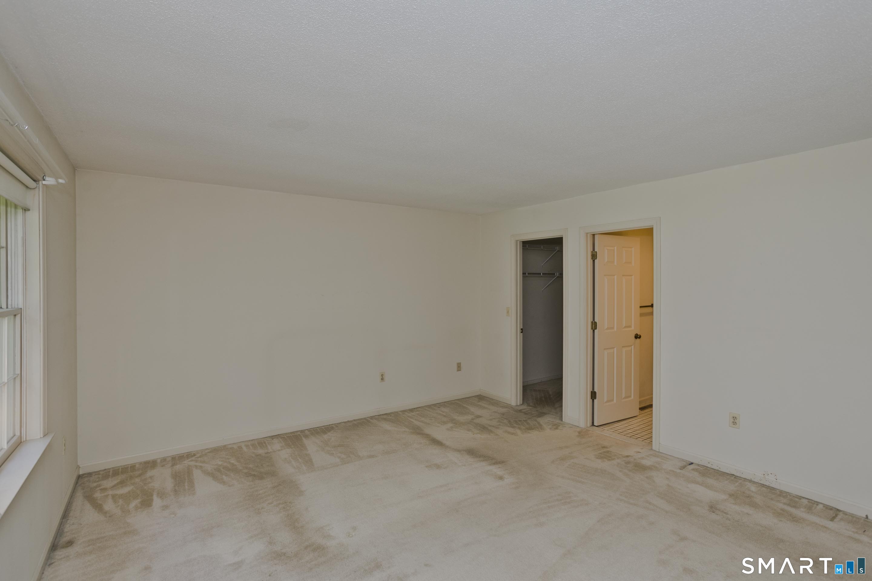 465 The 465 Meadows Property Photo 17