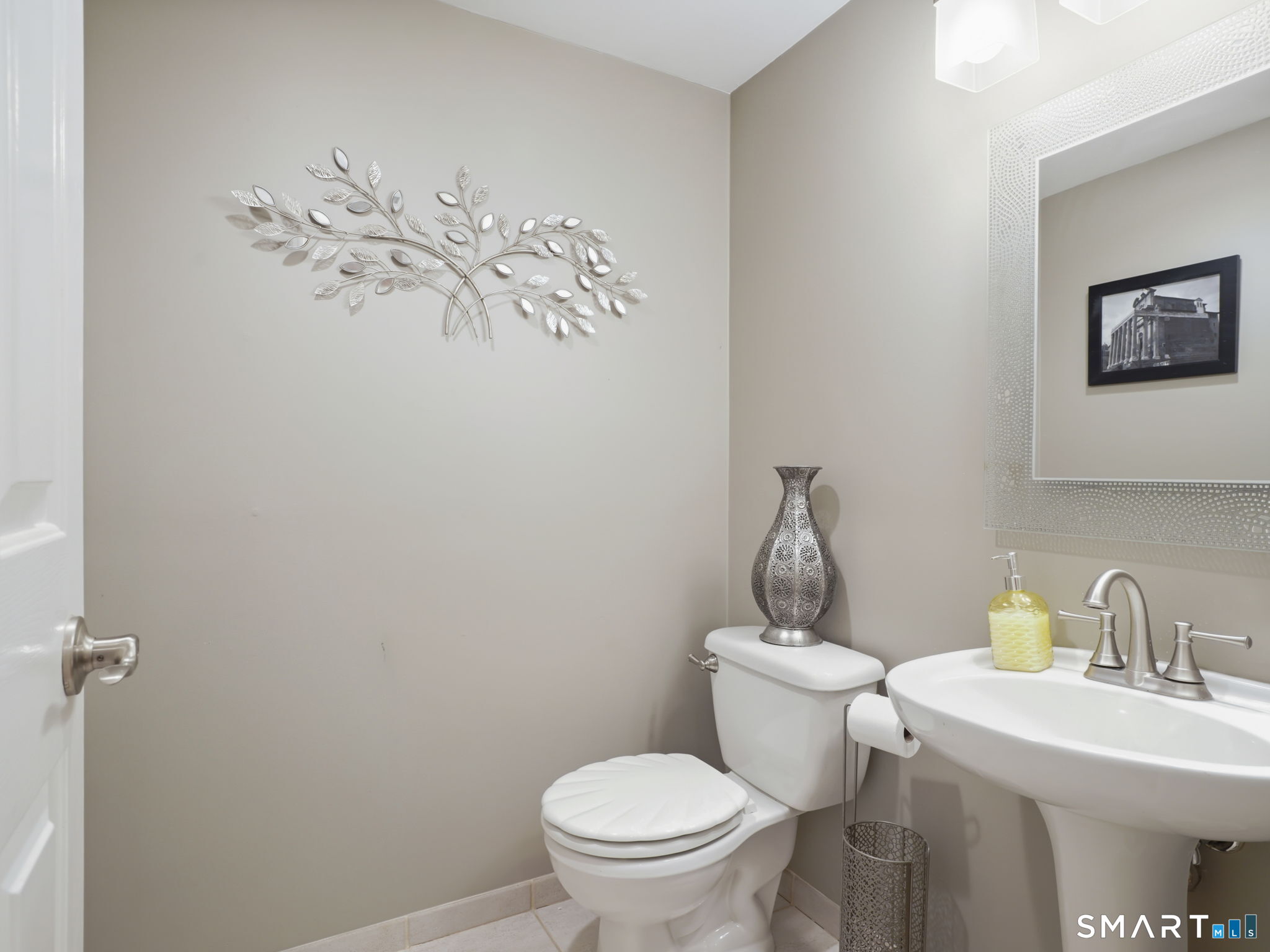74 Hastings Lane Property Photo 23