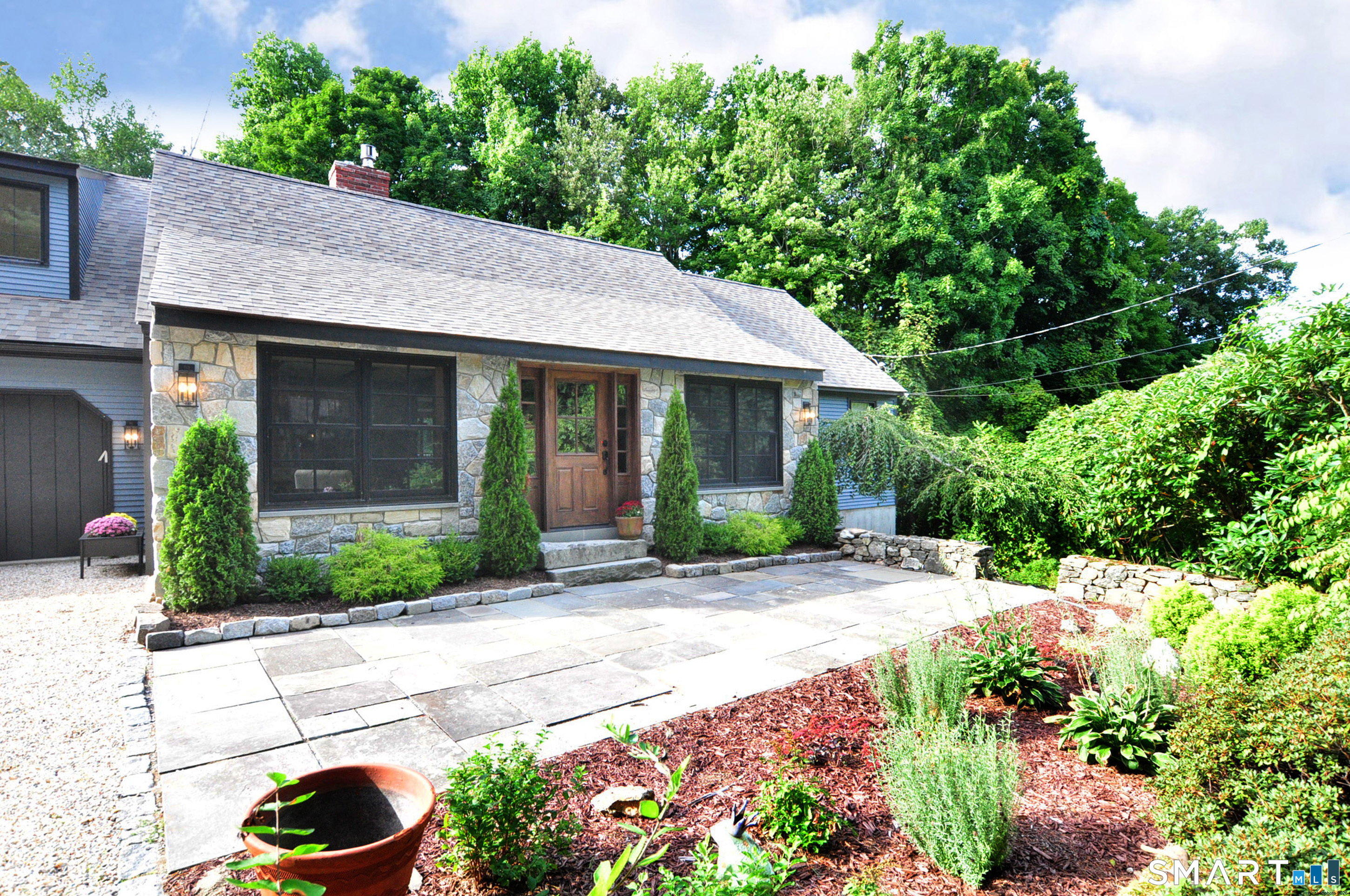 27 Sally Burr Road Property Photo 2