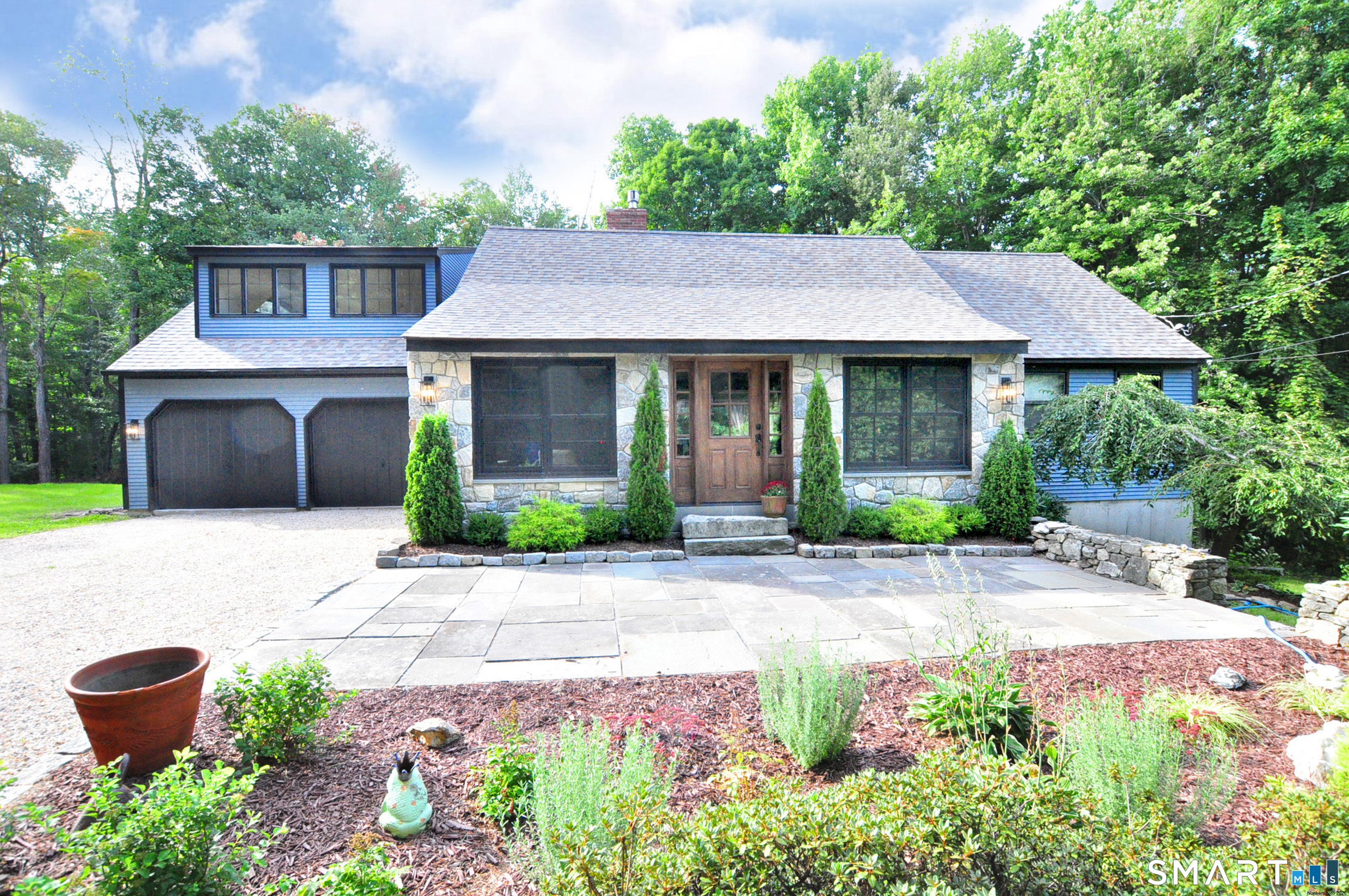 27 Sally Burr Road Property Photo 3