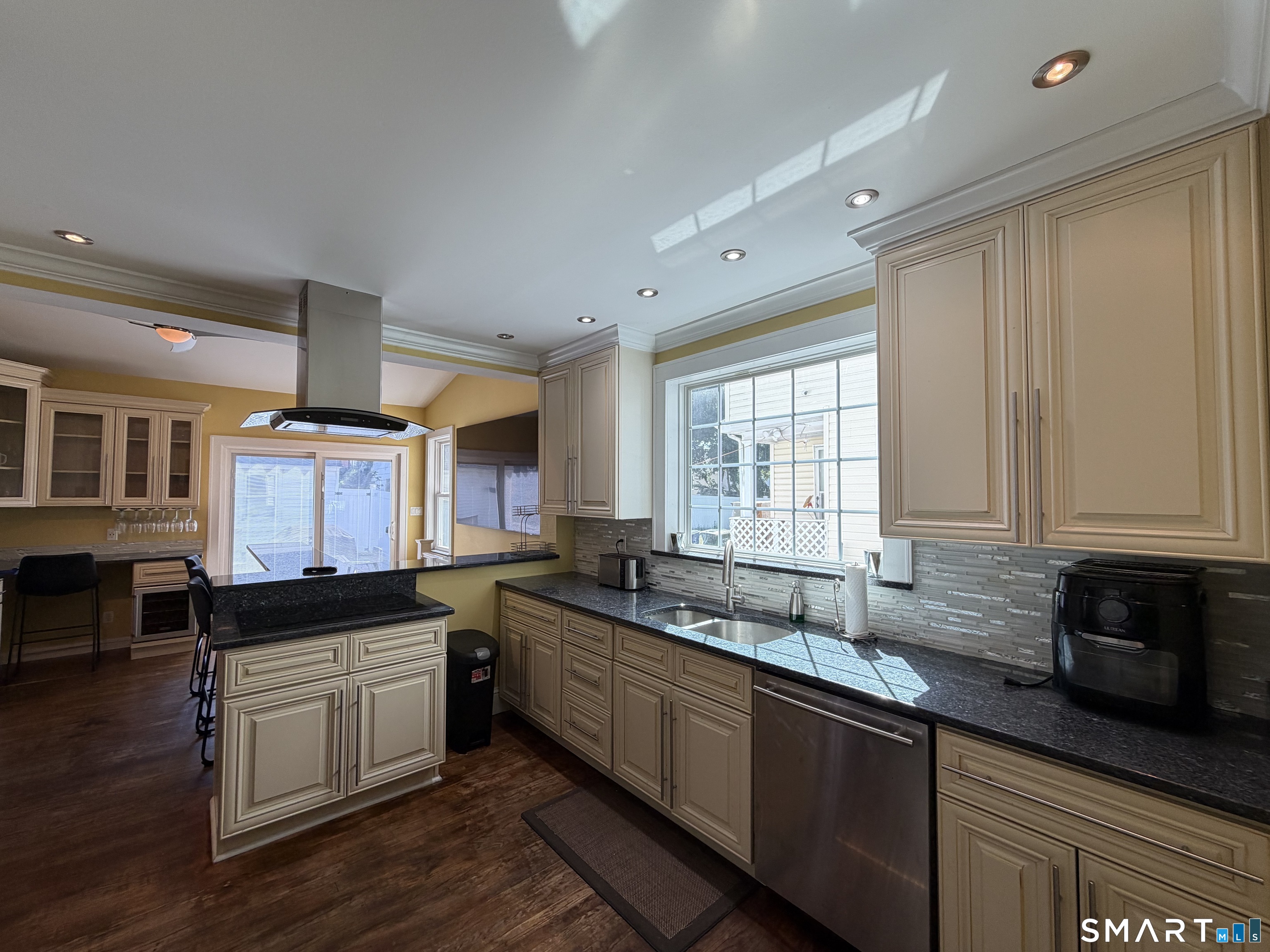 15 Overland Avenue Property Photo 9