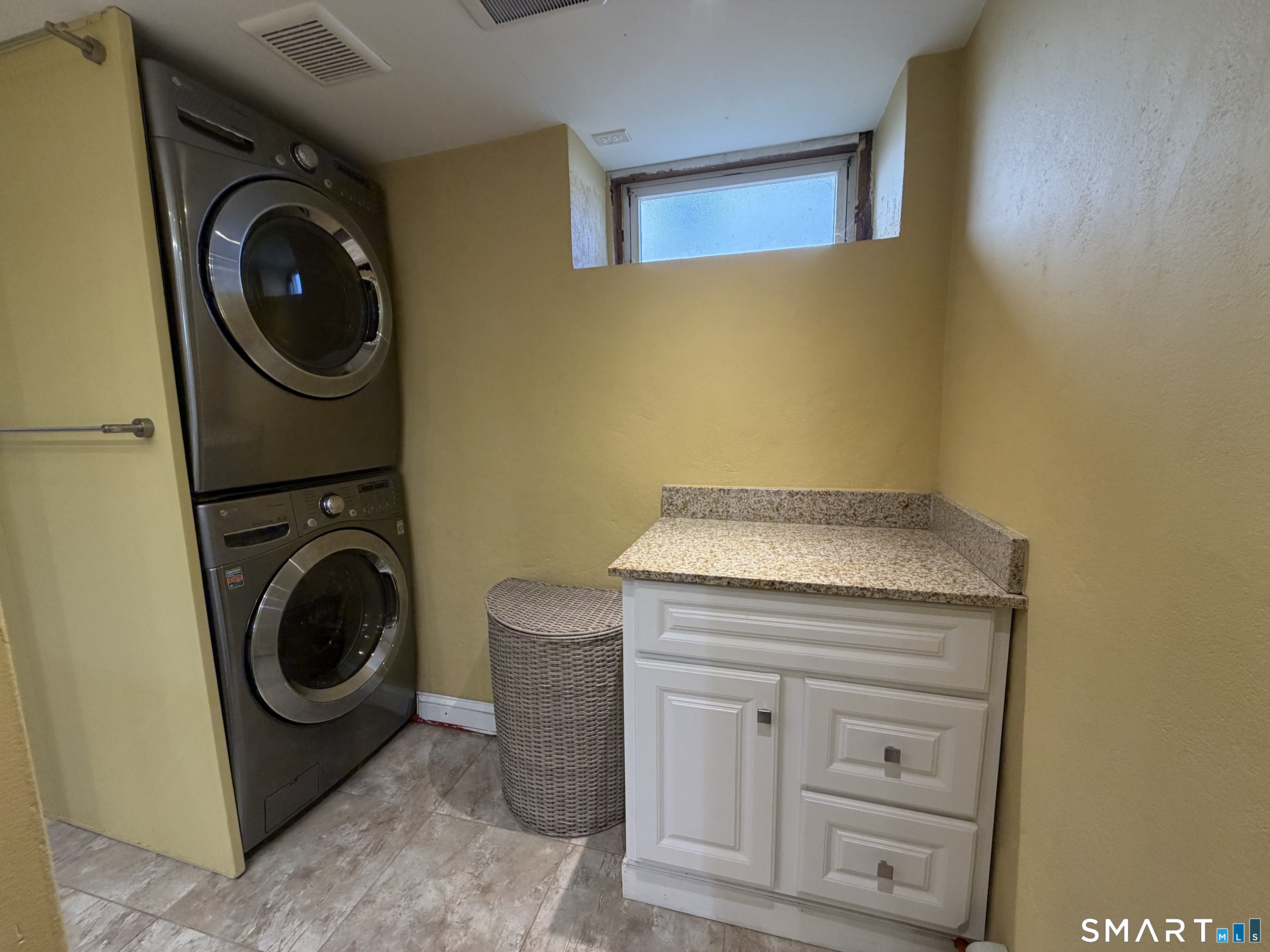 15 Overland Avenue Property Photo 22