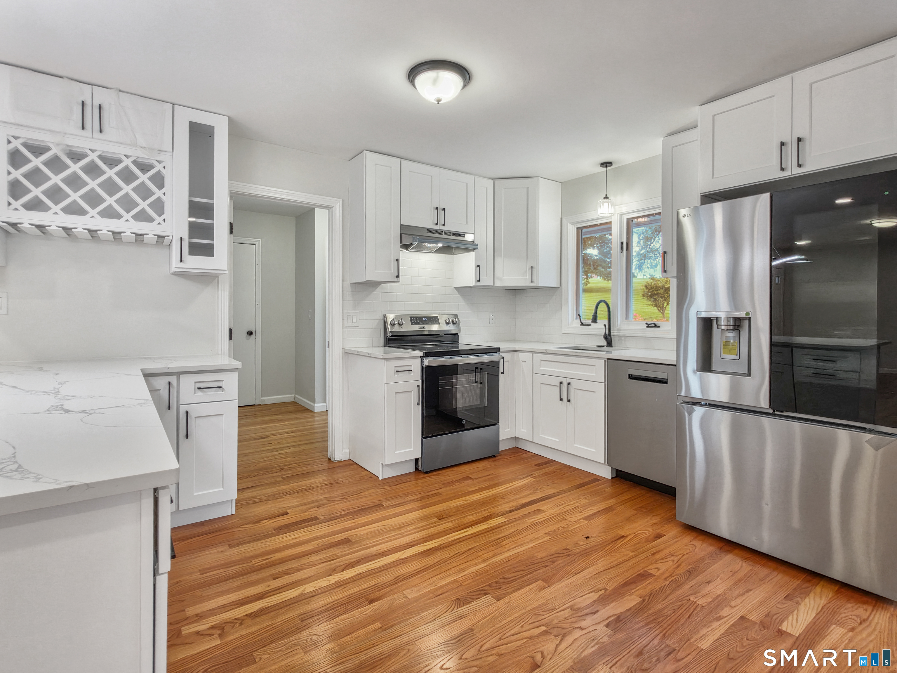 4 Bayview Circle Property Photo 6