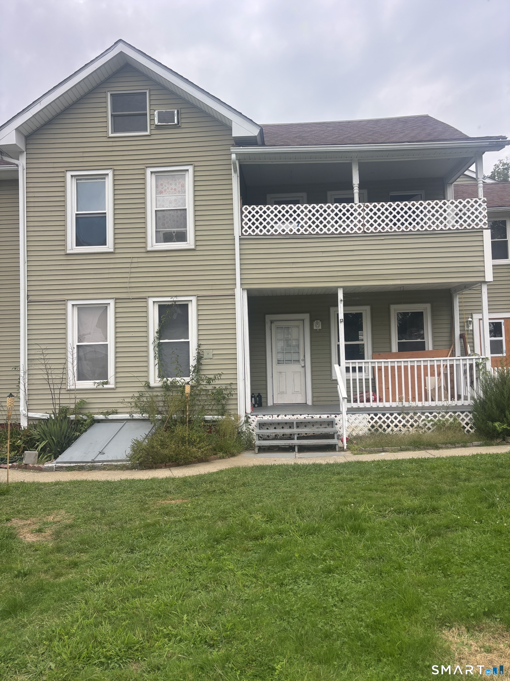 83 Mathewson Street Property Photo 2