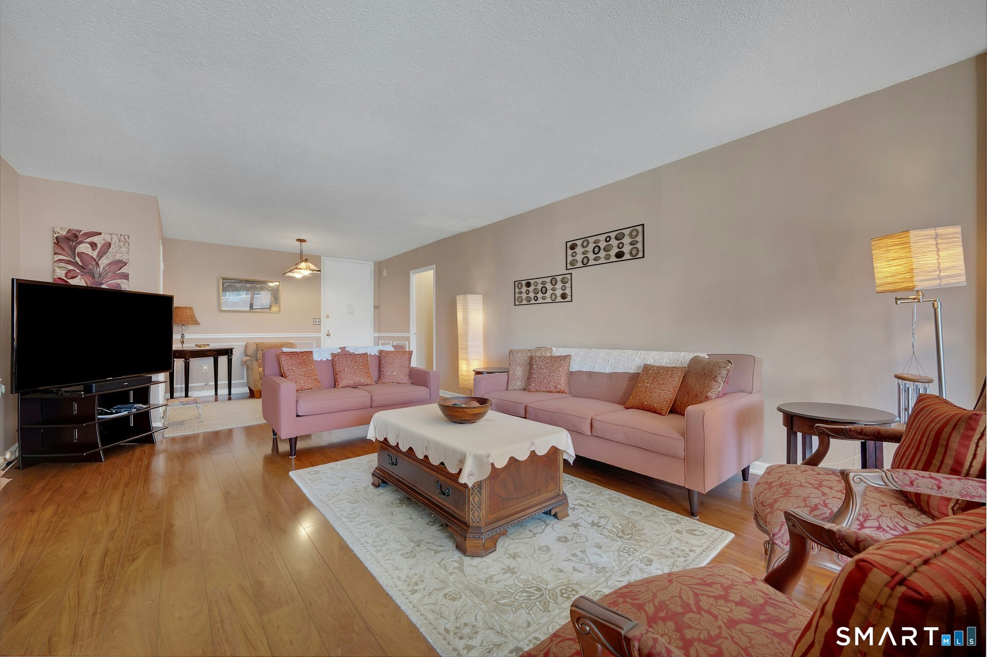 44 Strawberry Hill 3k Avenue Property Photo 5
