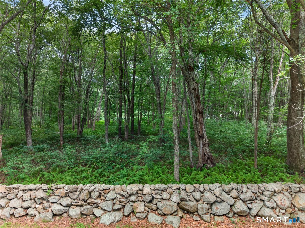 174 Montauk Avenue Property Photo 20