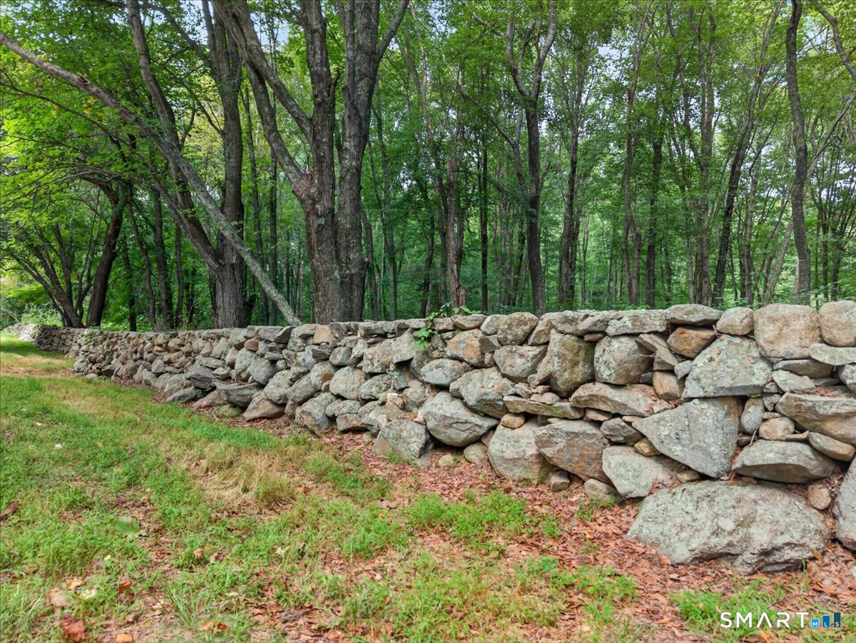 174 Montauk Avenue Property Photo 23
