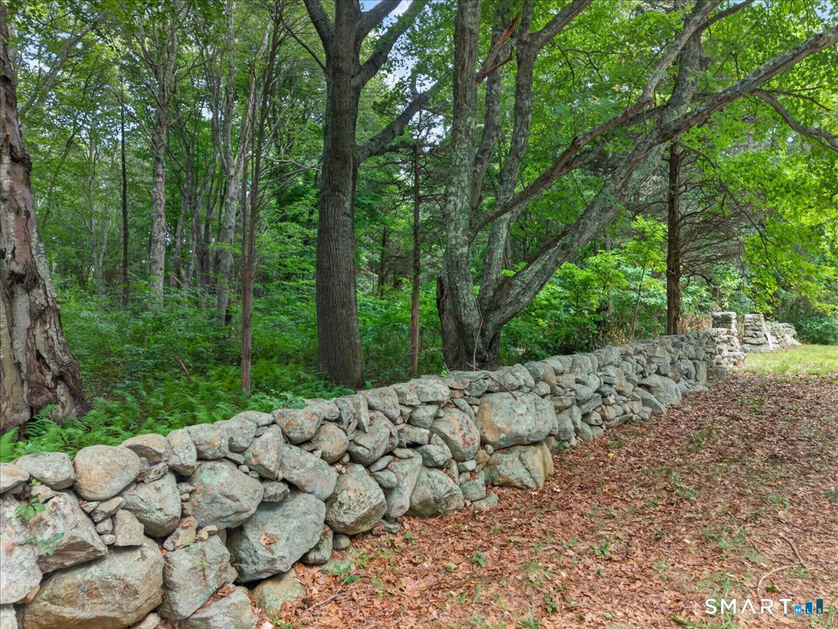 174 Montauk Avenue Property Photo 25