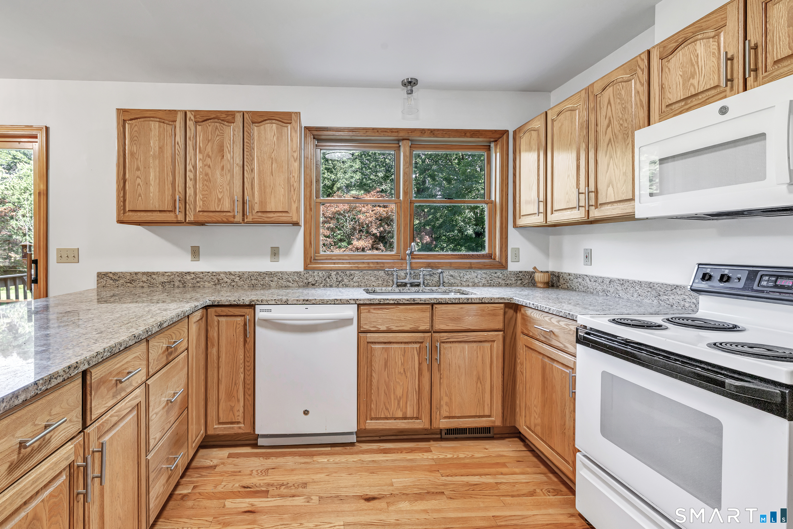 379 Waverly Road Property Photo 16