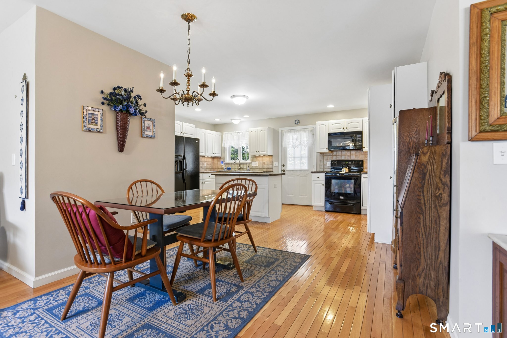 18 Giovanni Drive Property Photo 12