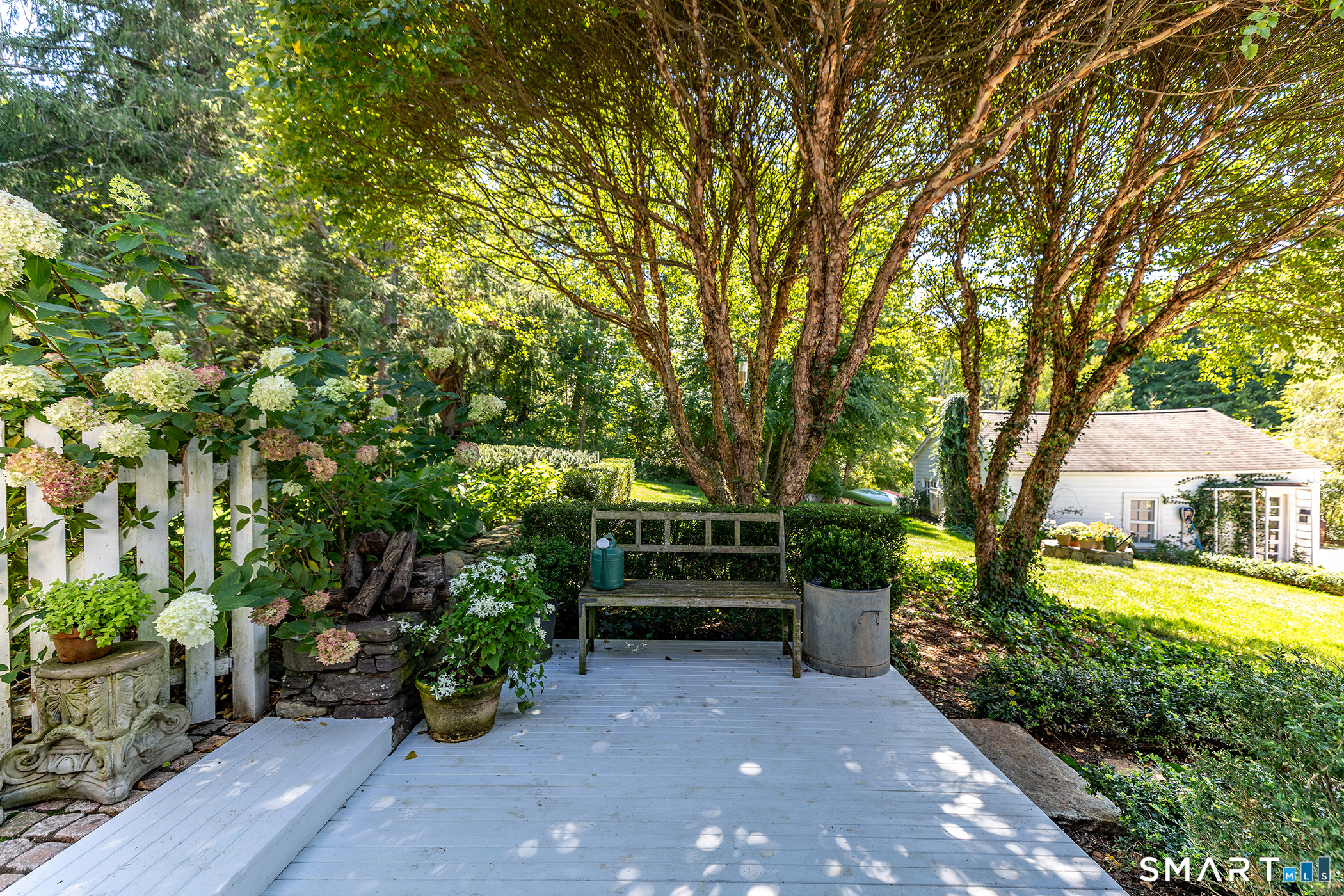 135 Wykeham Road Property Photo 3