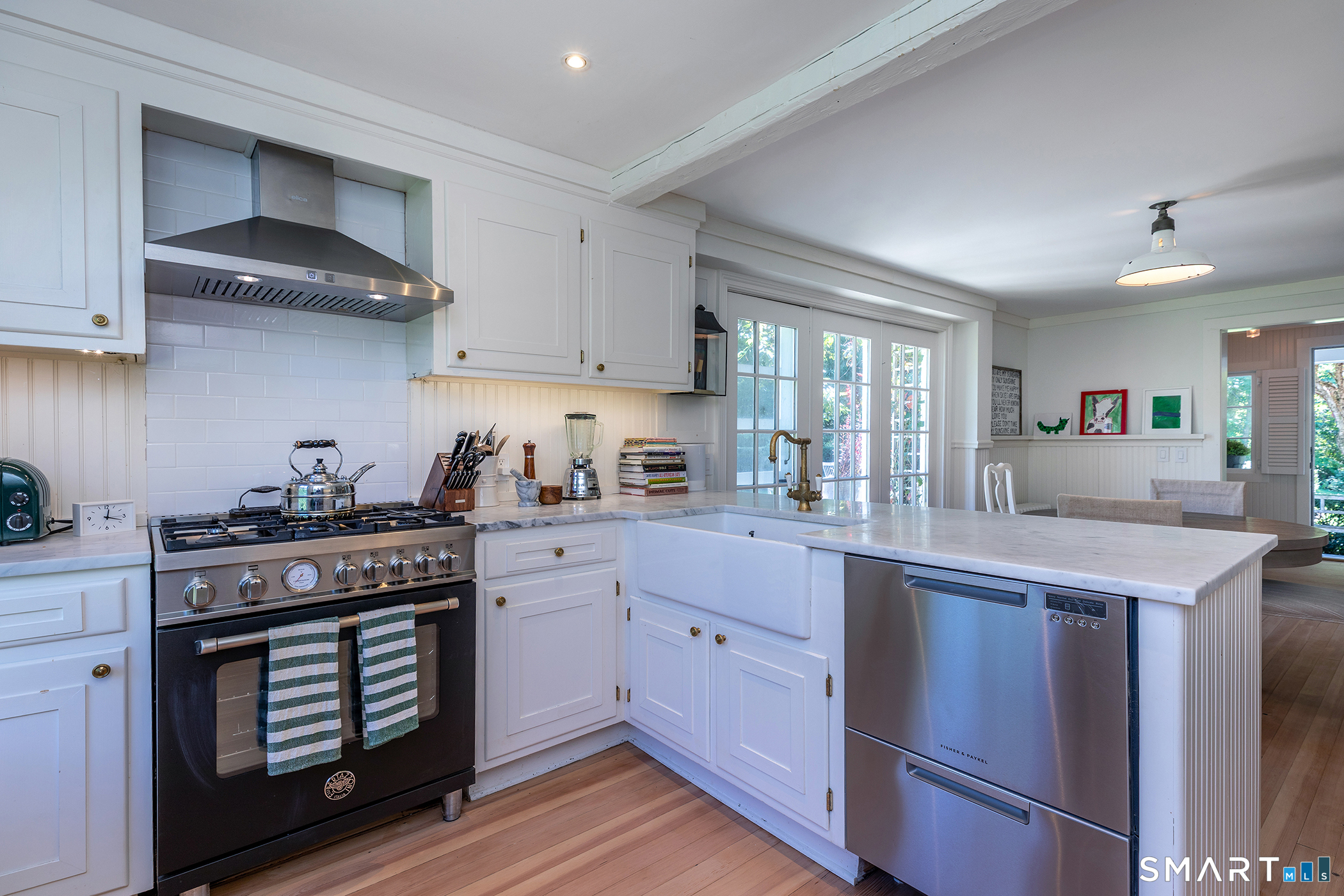 135 Wykeham Road Property Photo 13