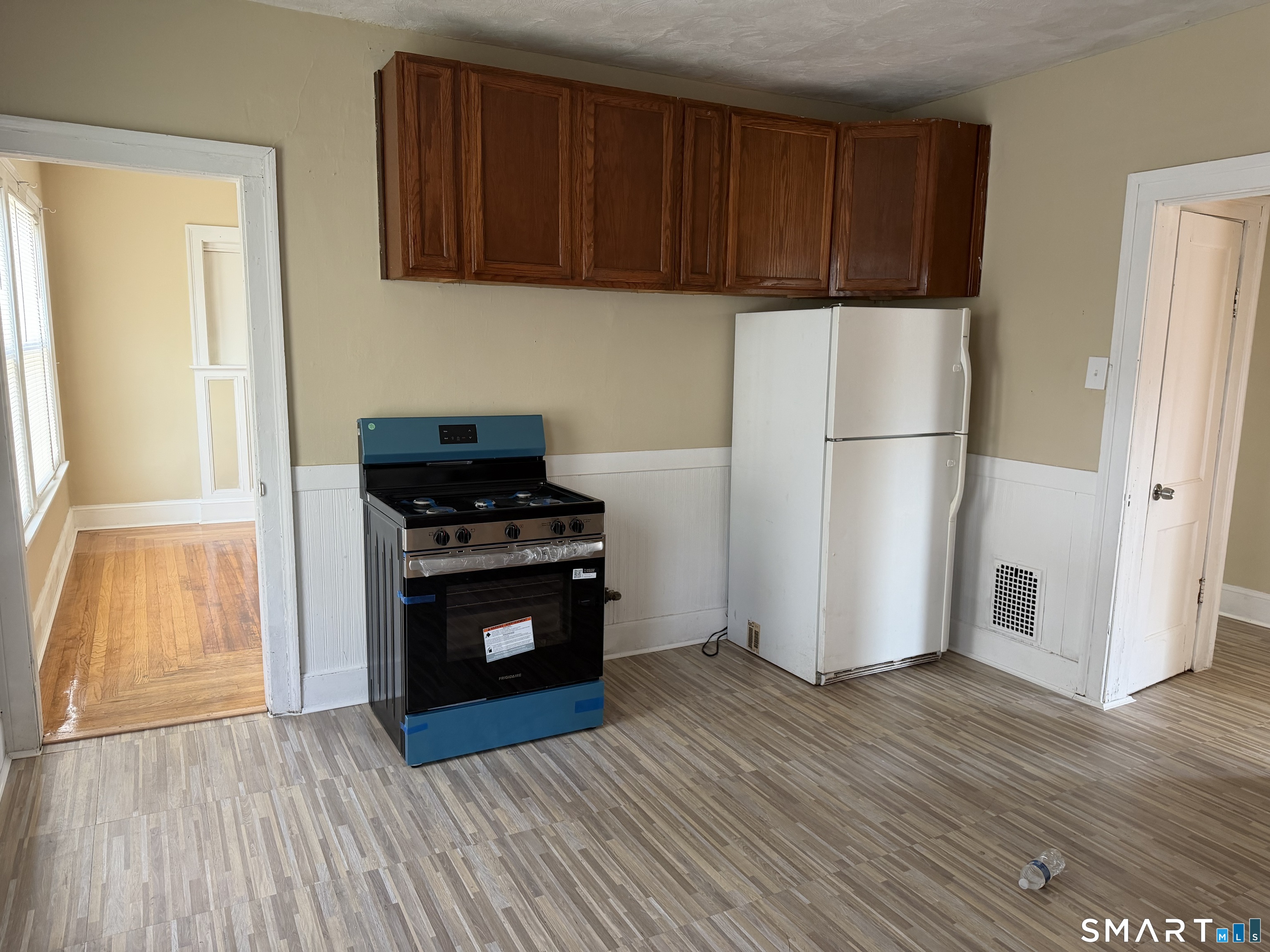 411 Ellis Second Floor Street Property Photo 1