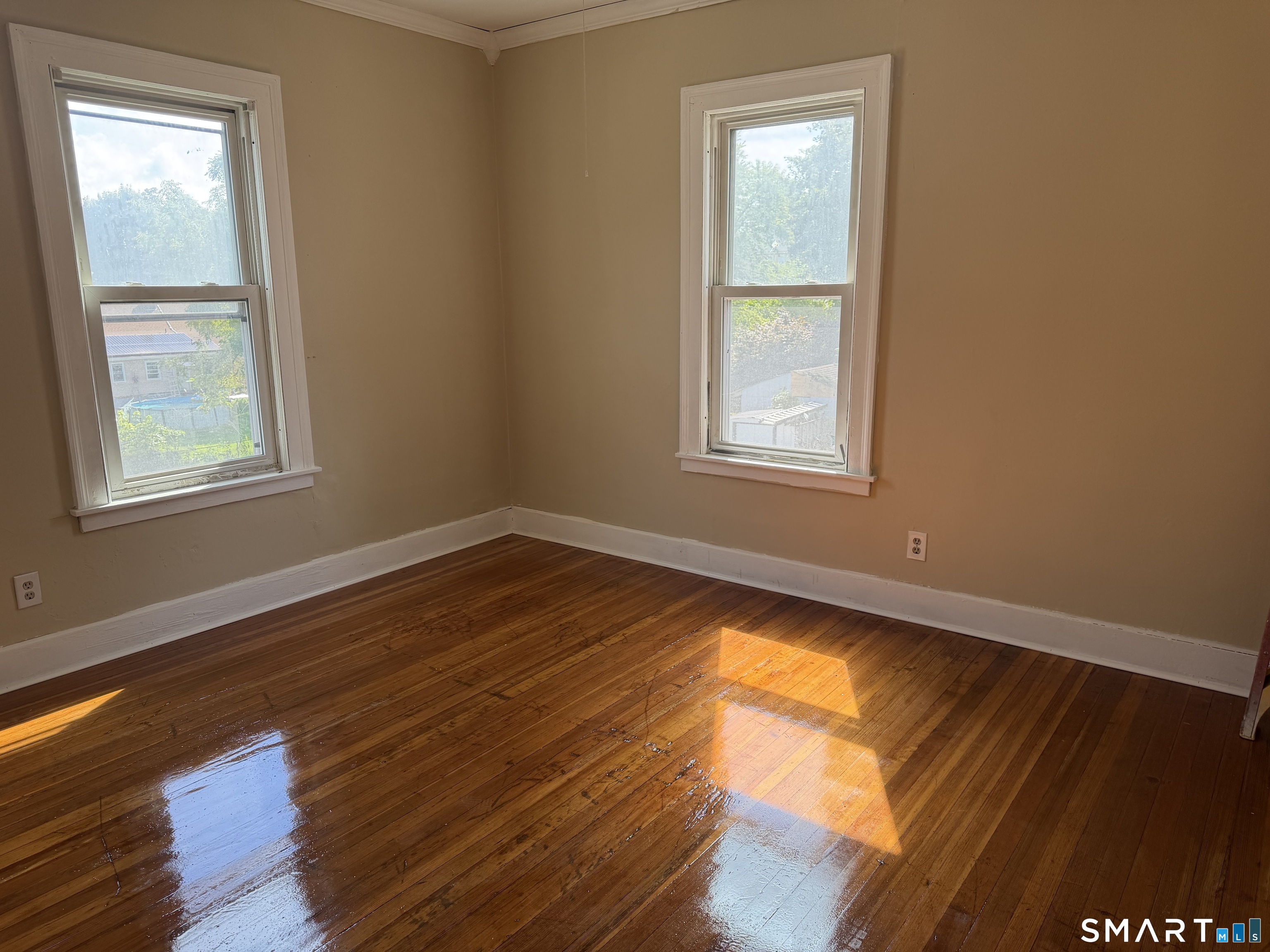 411 Ellis Second Floor Street Property Photo 5