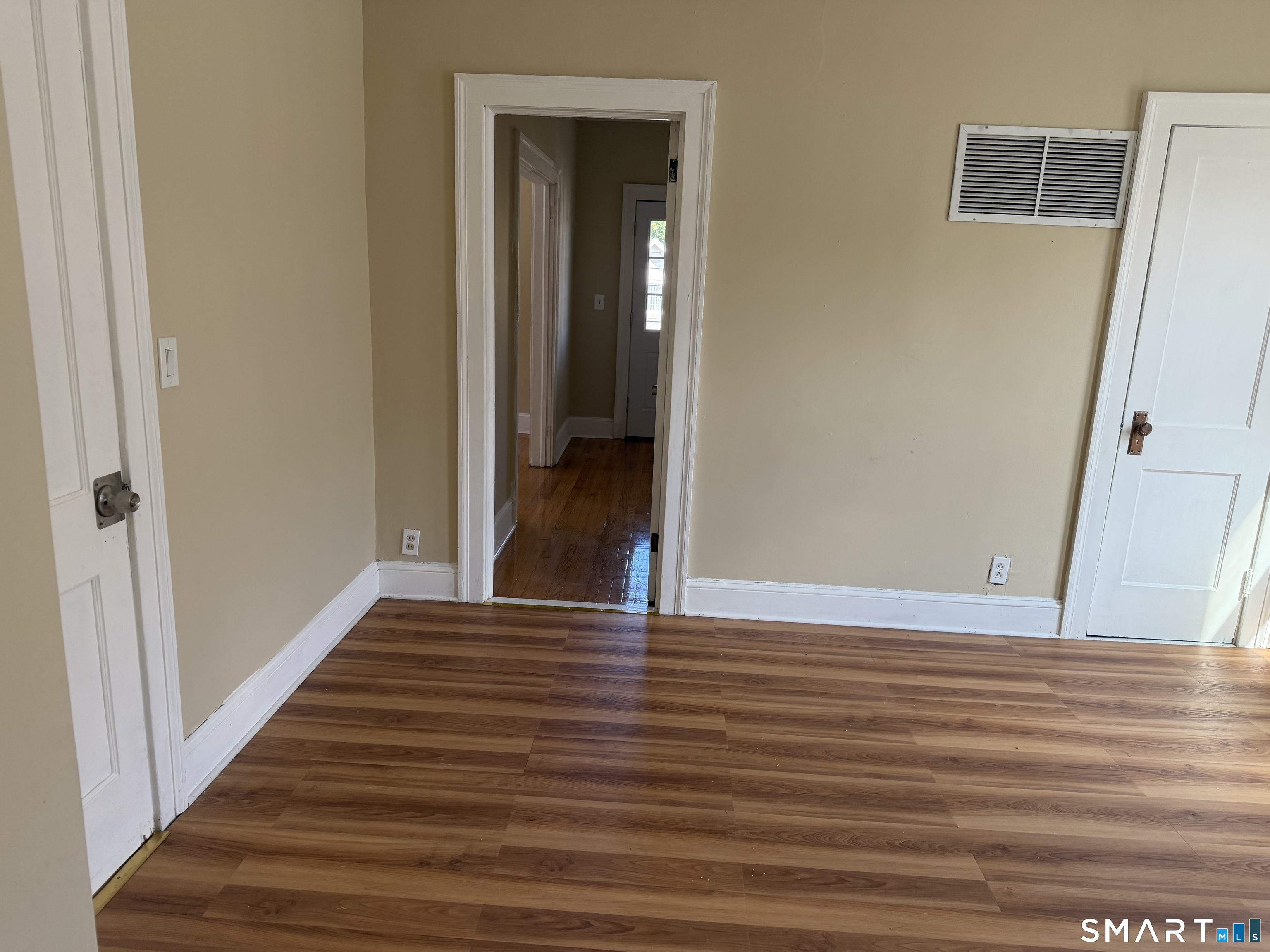 411 Ellis Second Floor Street Property Photo 9
