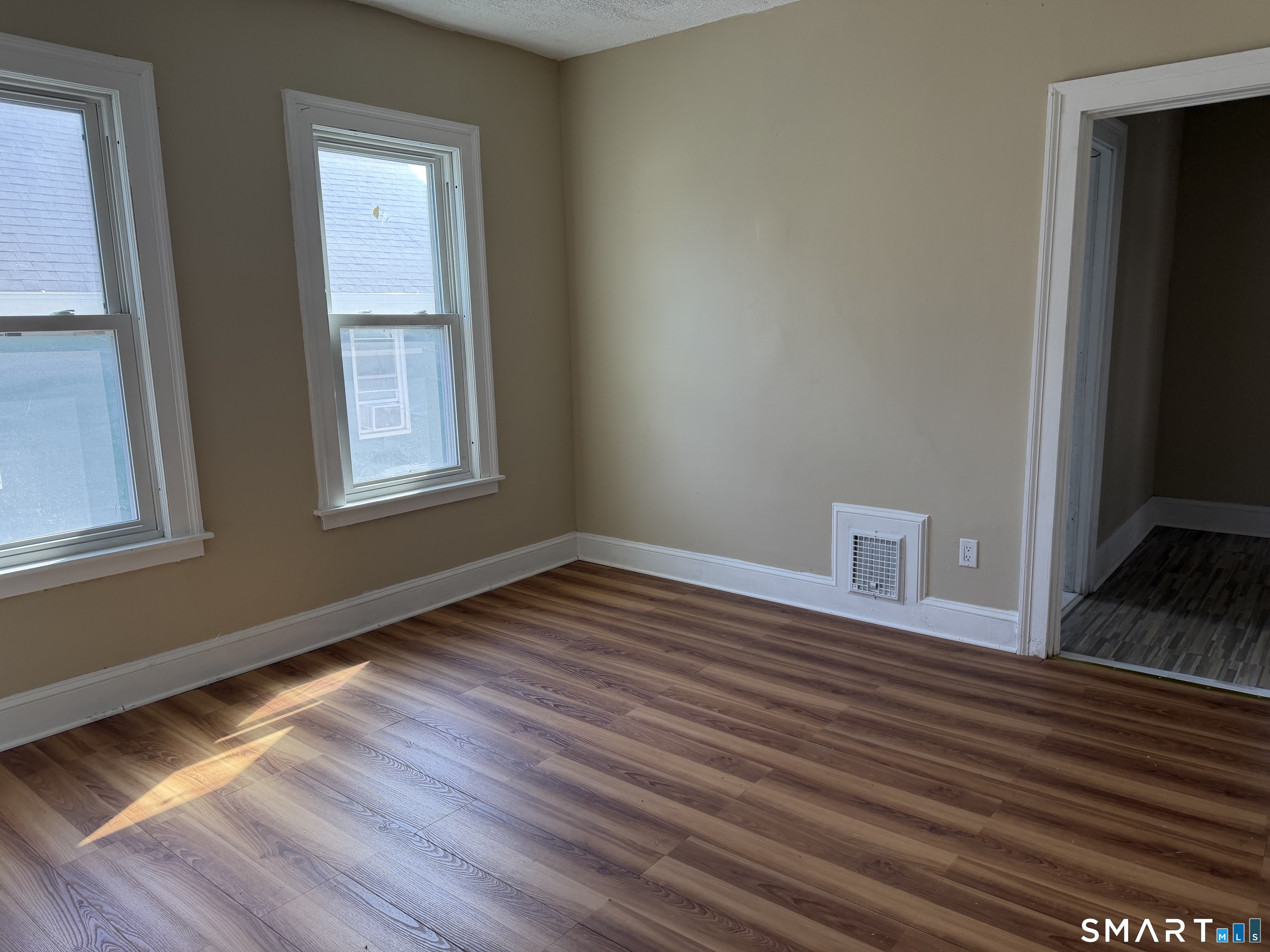 411 Ellis Second Floor Street Property Photo 18