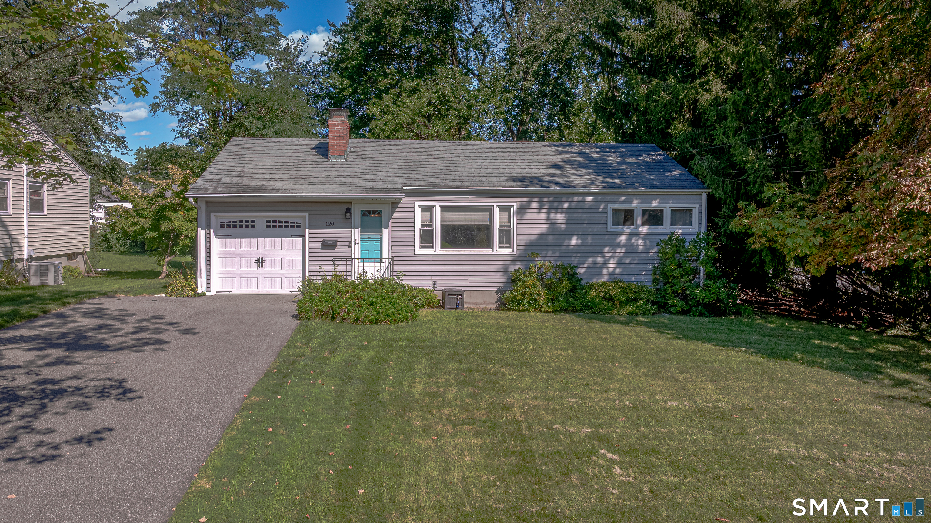 120 Crystal Street Property Photo 1