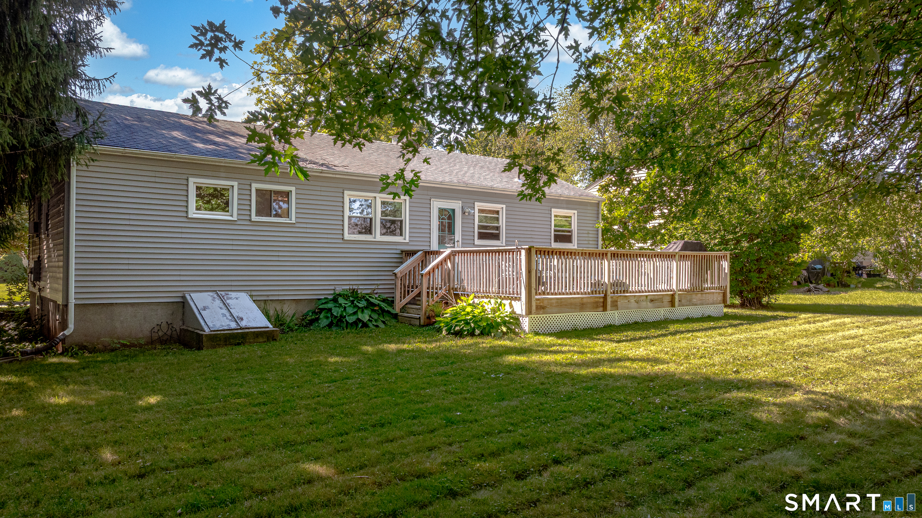 120 Crystal Street Property Photo 4