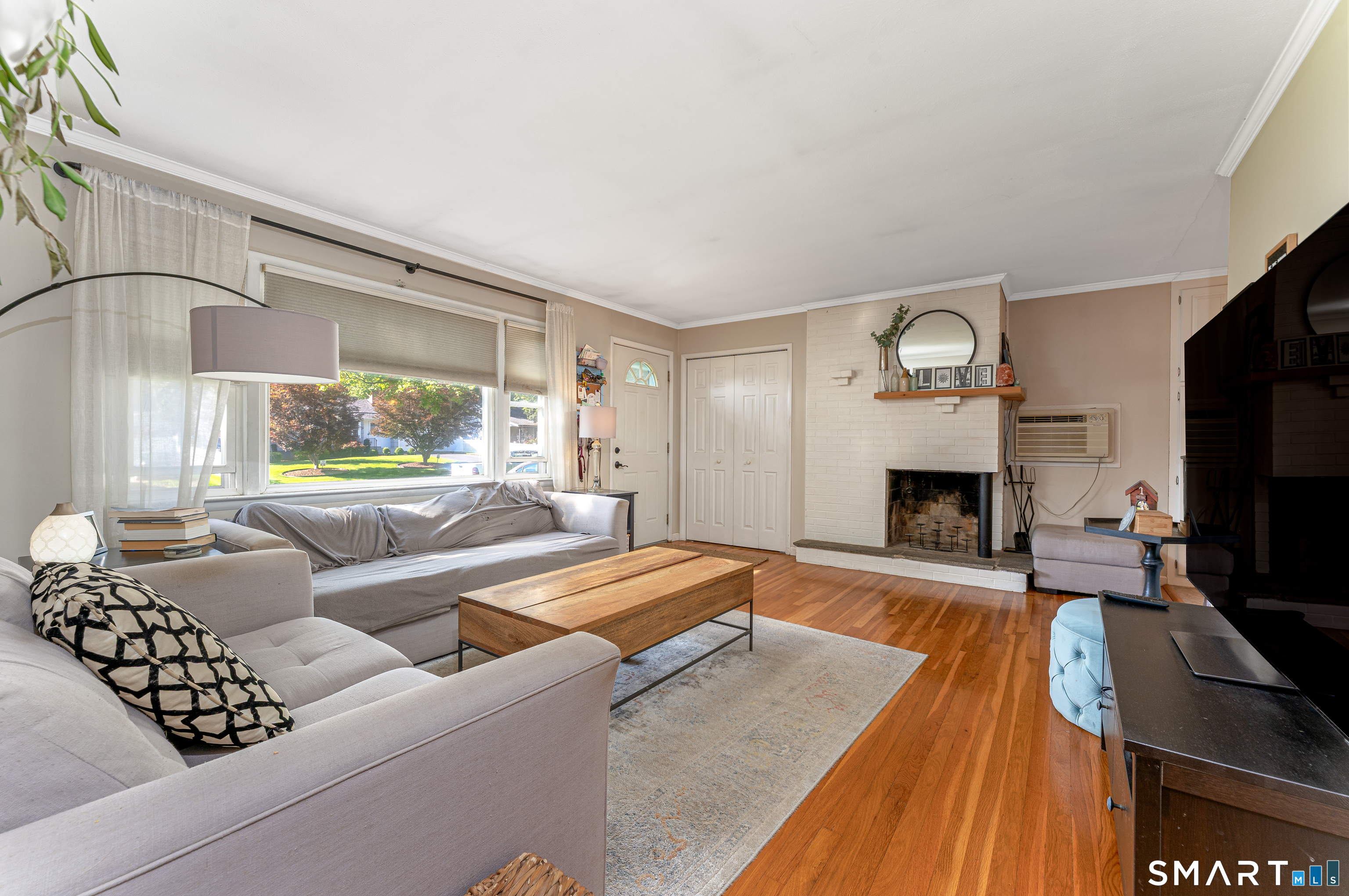 120 Crystal Street Property Photo 8