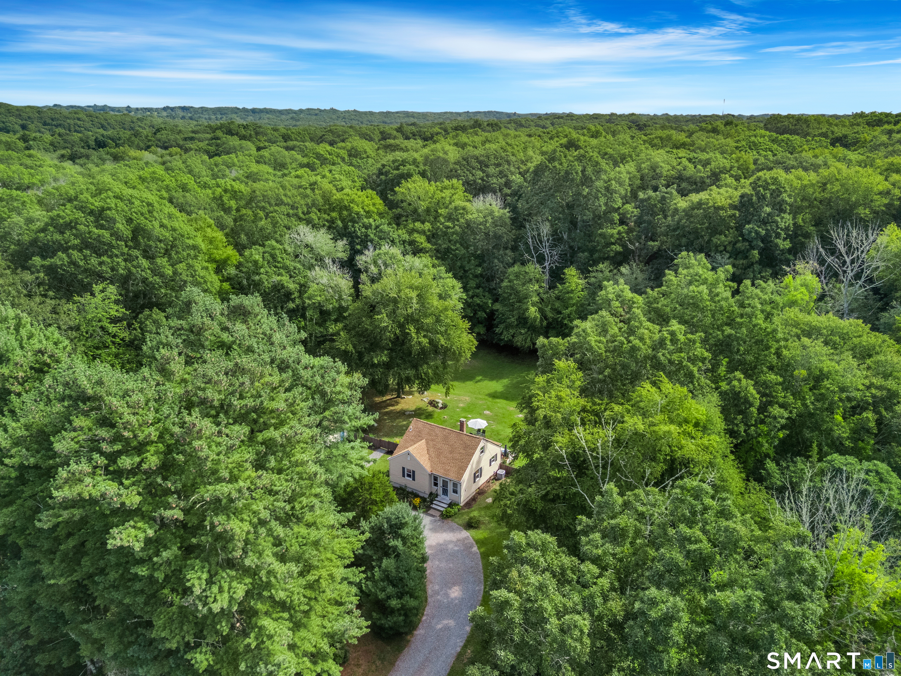 328 Stonington North Road Property Photo 10