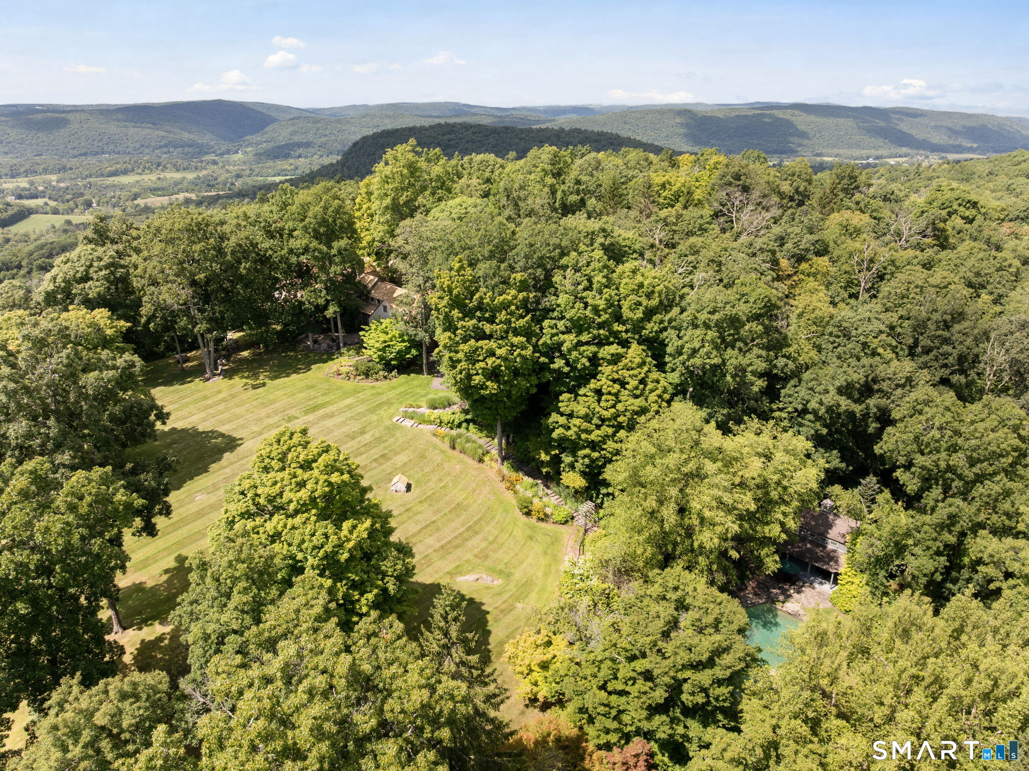 33 Nodine Pasture Road Property Photo 12