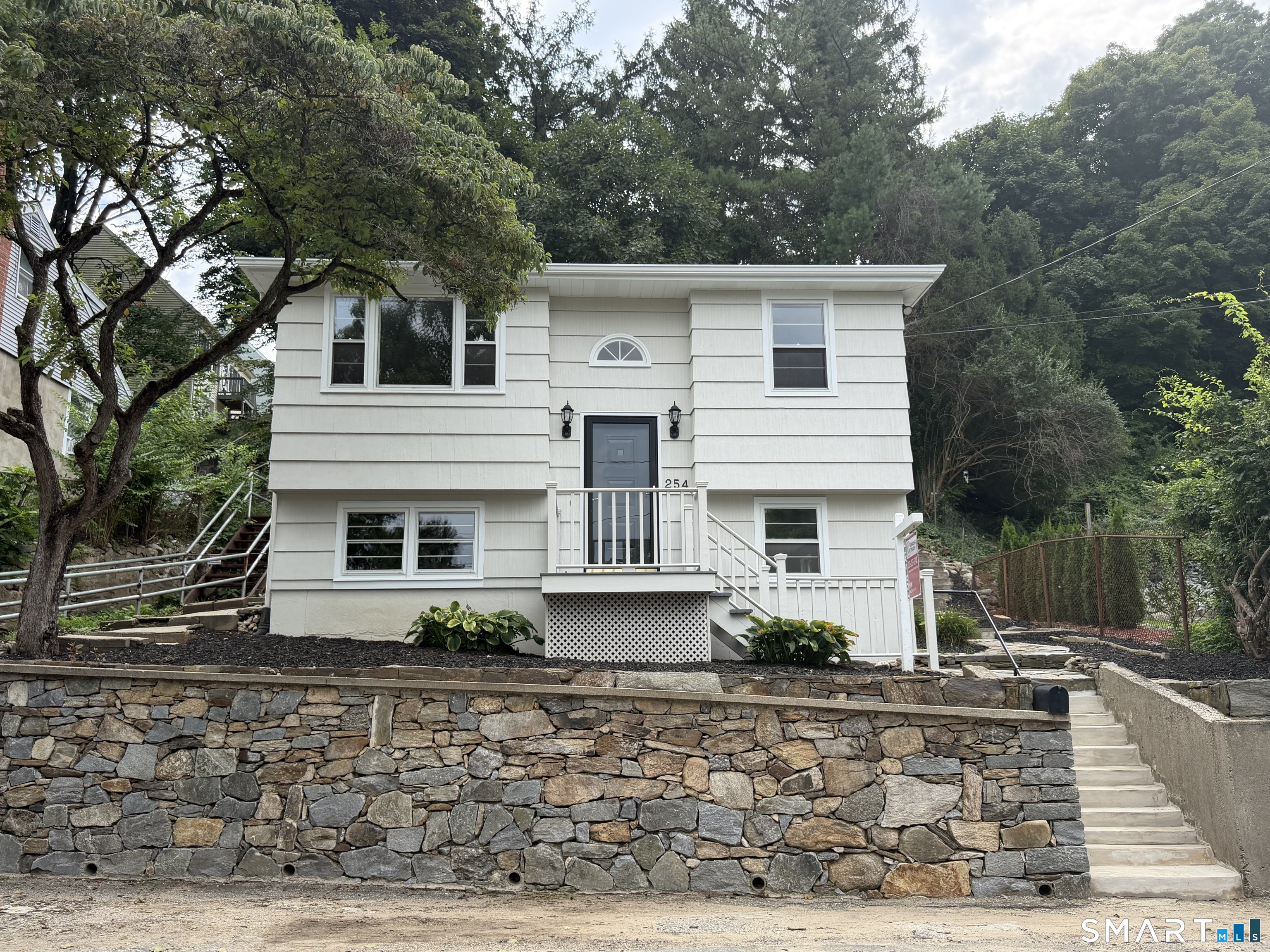 254 Myrtle Street Property Photo 1