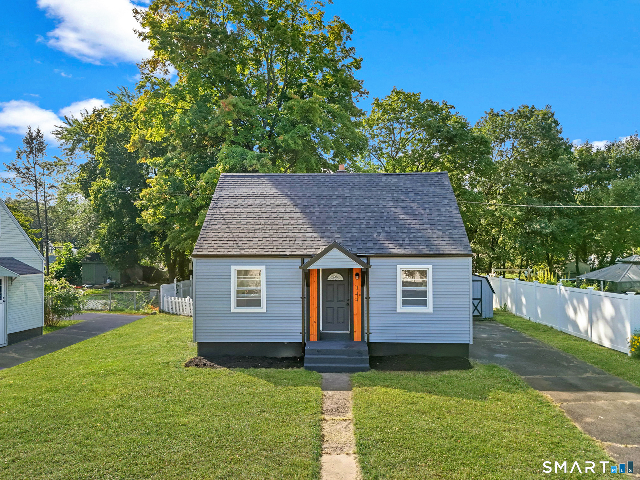 144 Bayberry Drive Property Photo 4