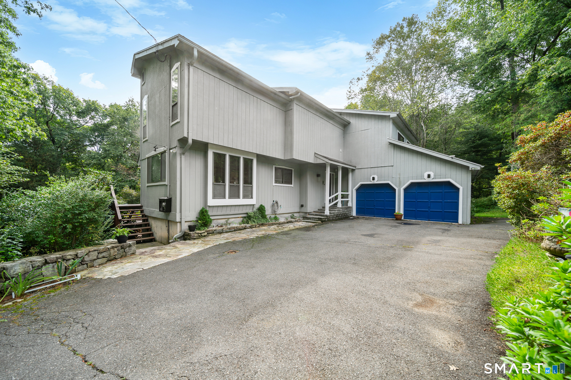 26 Vidich Lane Property Photo 1