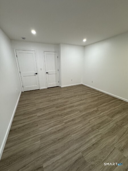 38 Golden Hill B Street Property Photo 10