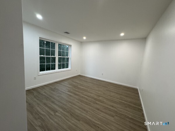38 Golden Hill B Street Property Photo 11