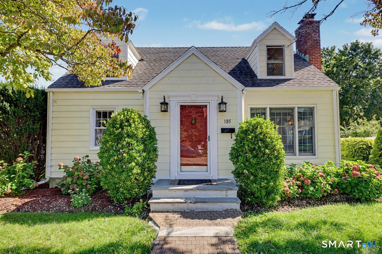 185 Summer Street Property Photo 1