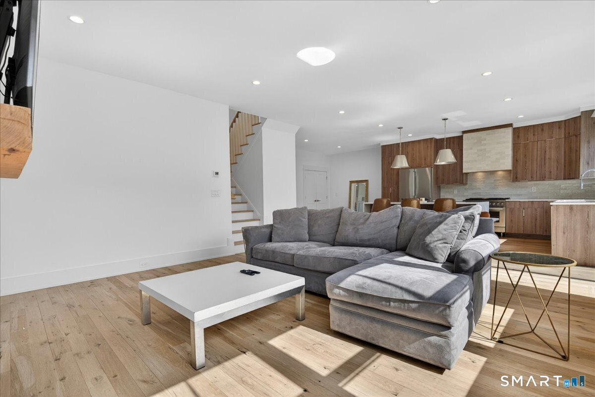 79 Thorpe 79 Street Property Photo 7