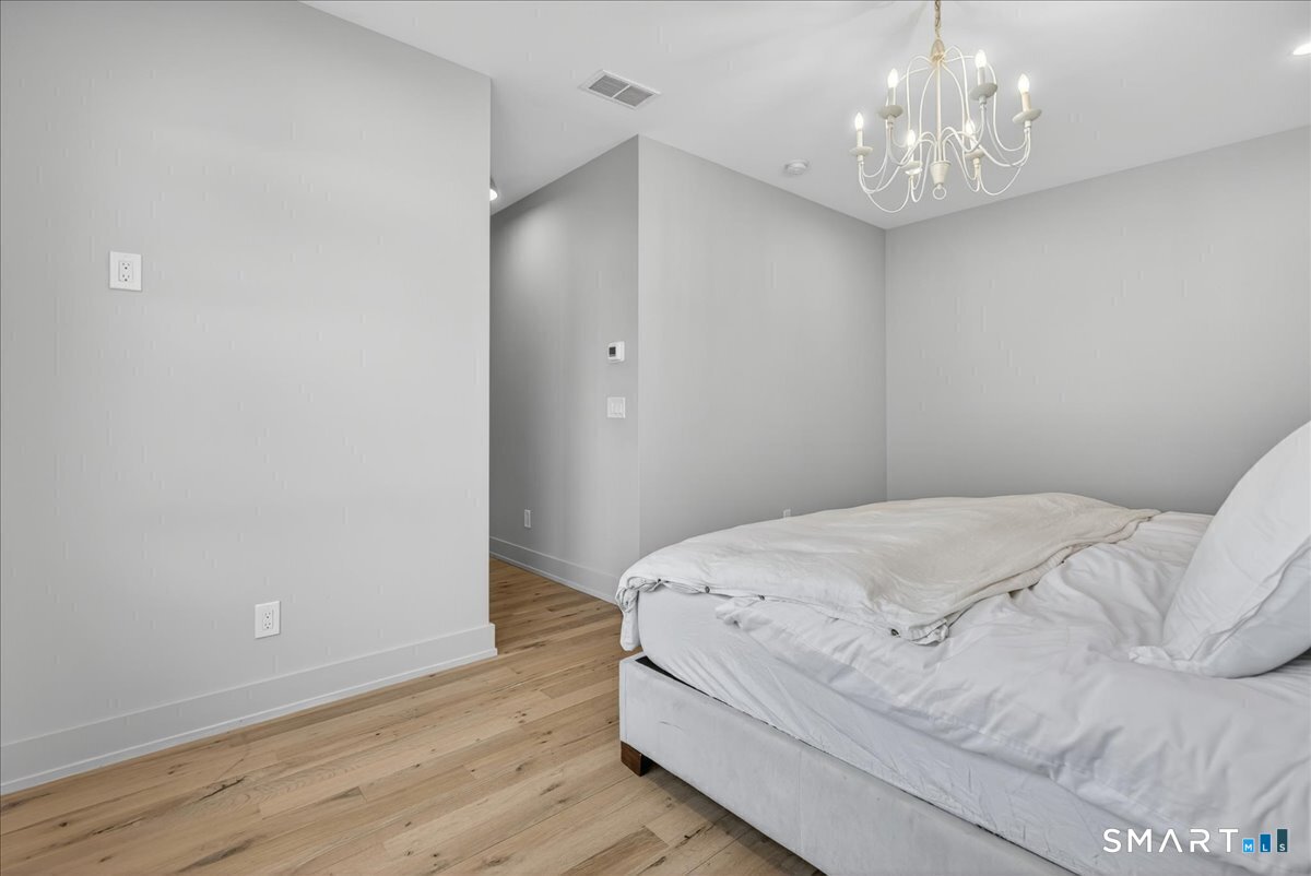 79 Thorpe 79 Street Property Photo 20