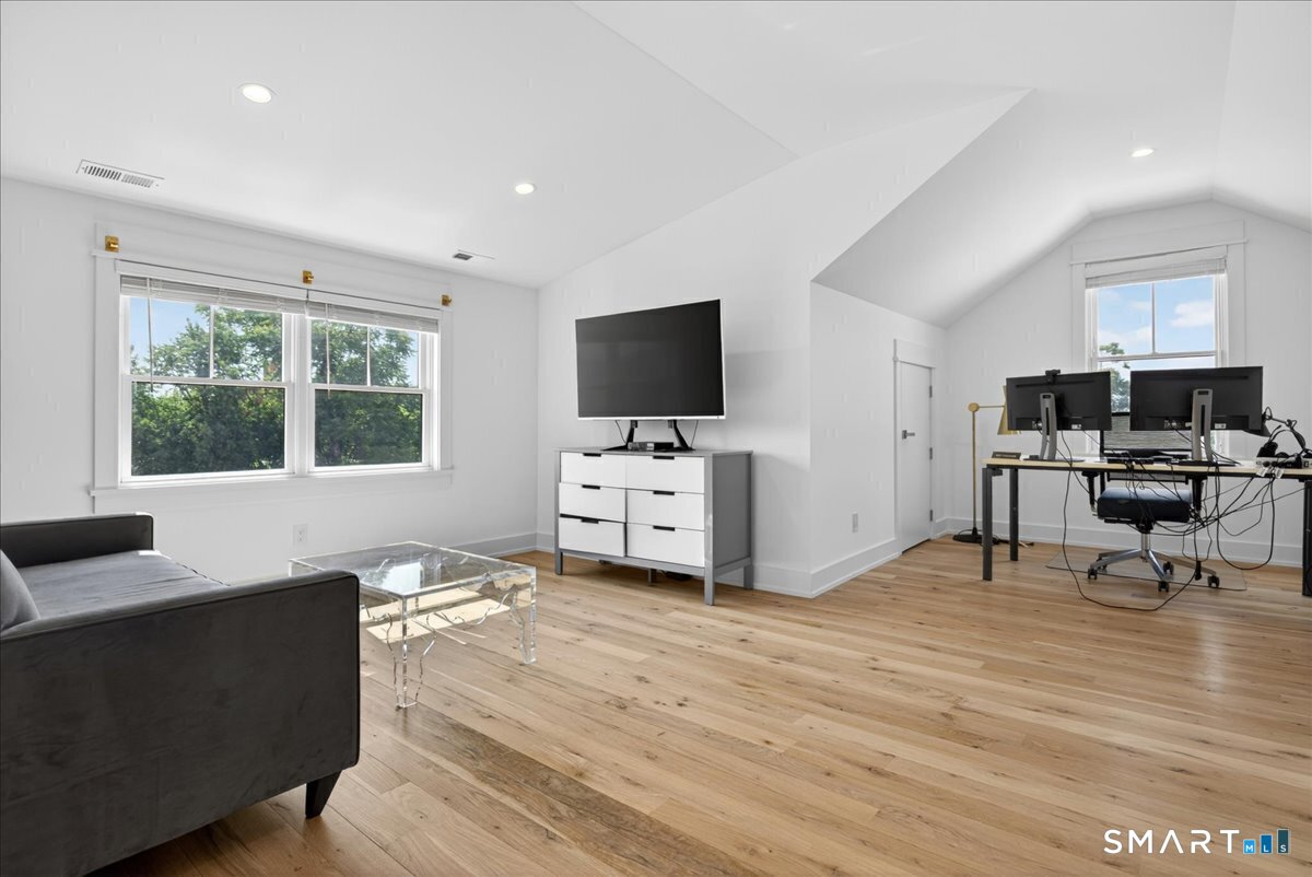 79 Thorpe 79 Street Property Photo 28