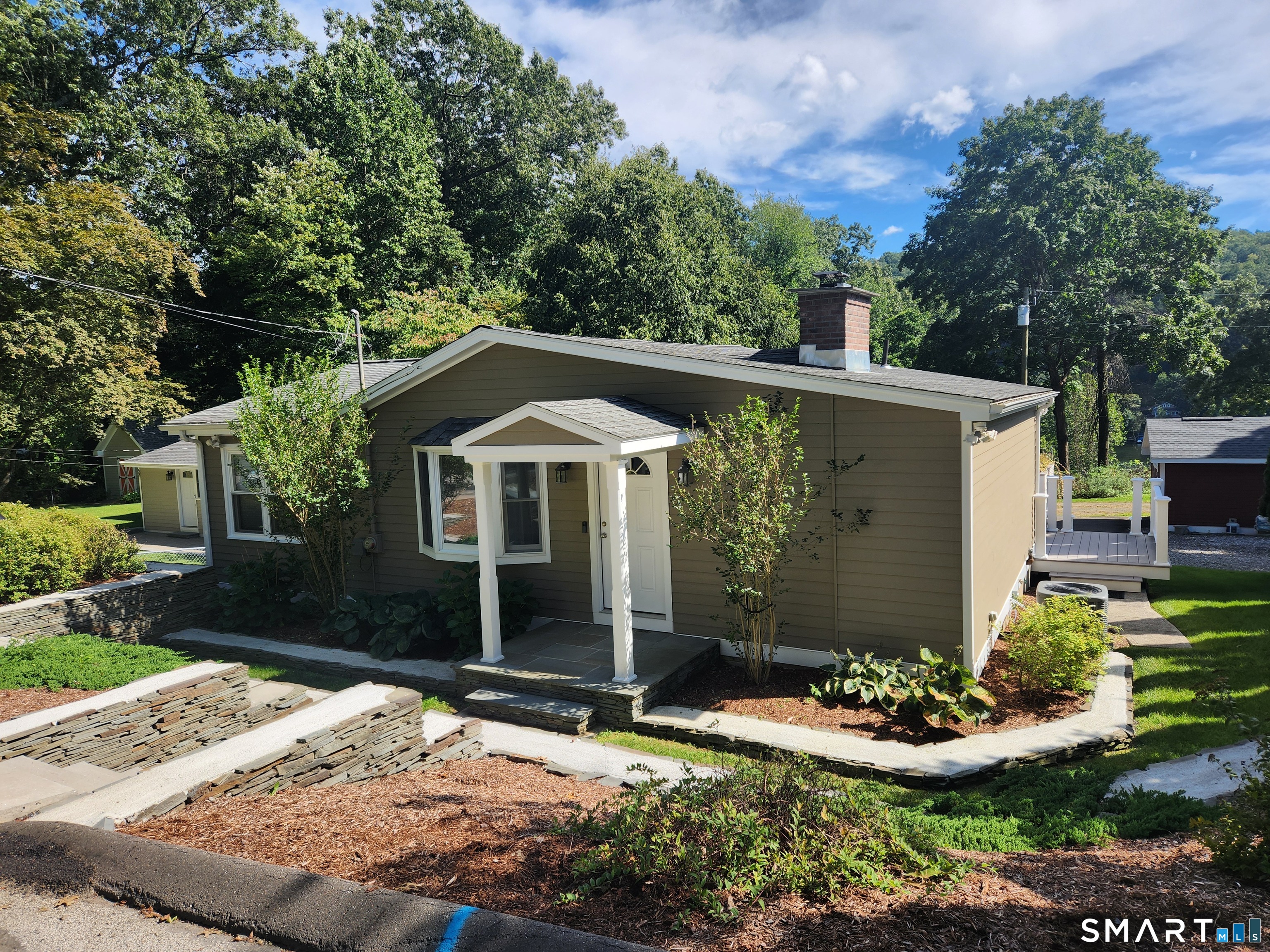 61 Hornet Nest Road Property Photo 1