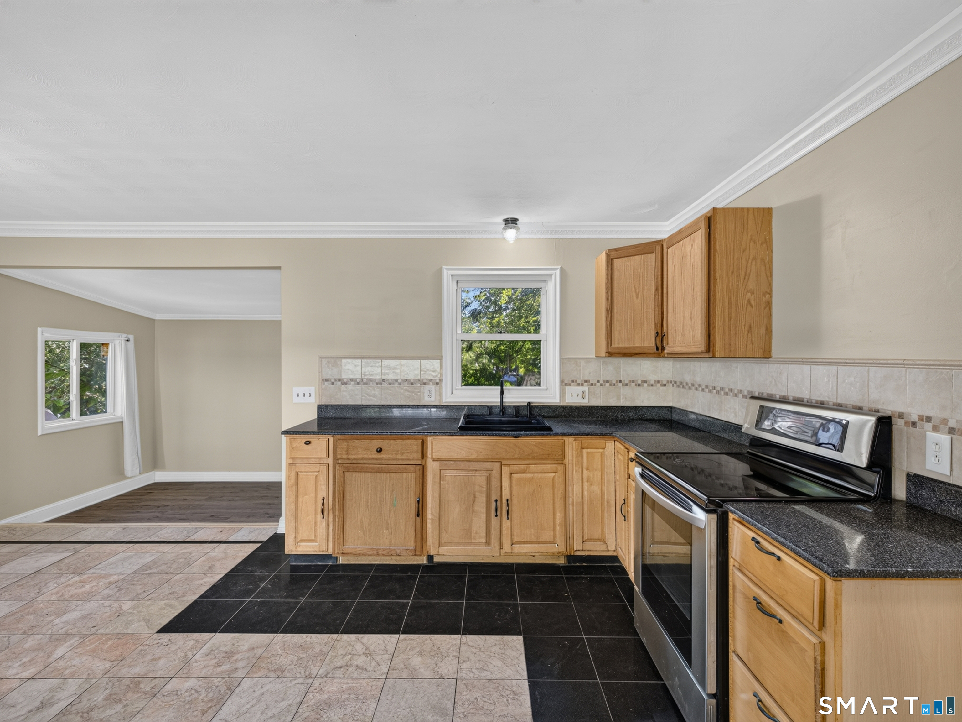 348 Bayonet Street Property Photo 30