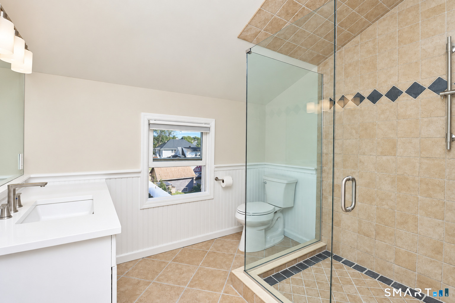 12 Center Street Property Photo 23