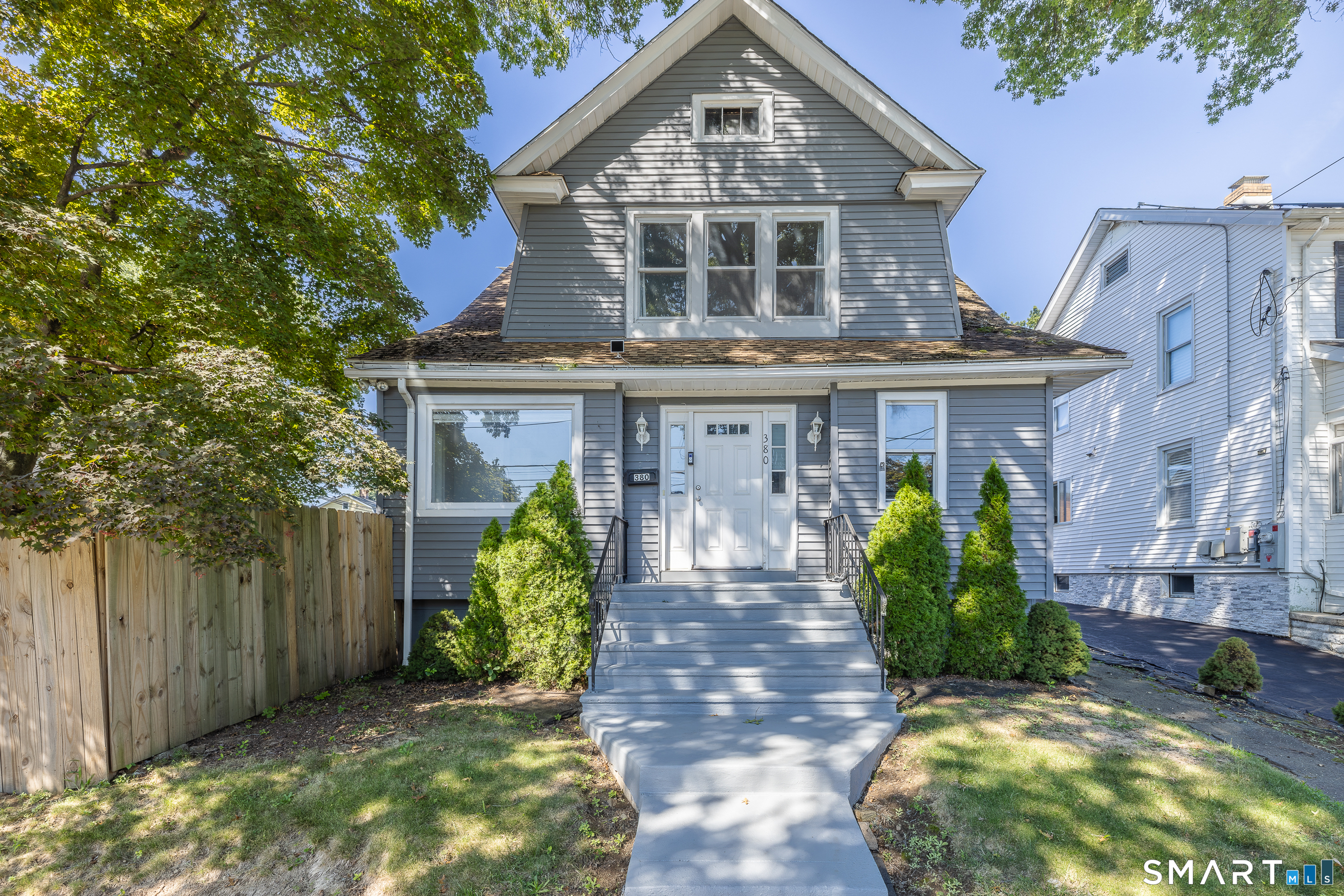380 Rockwell Avenue Property Photo 1