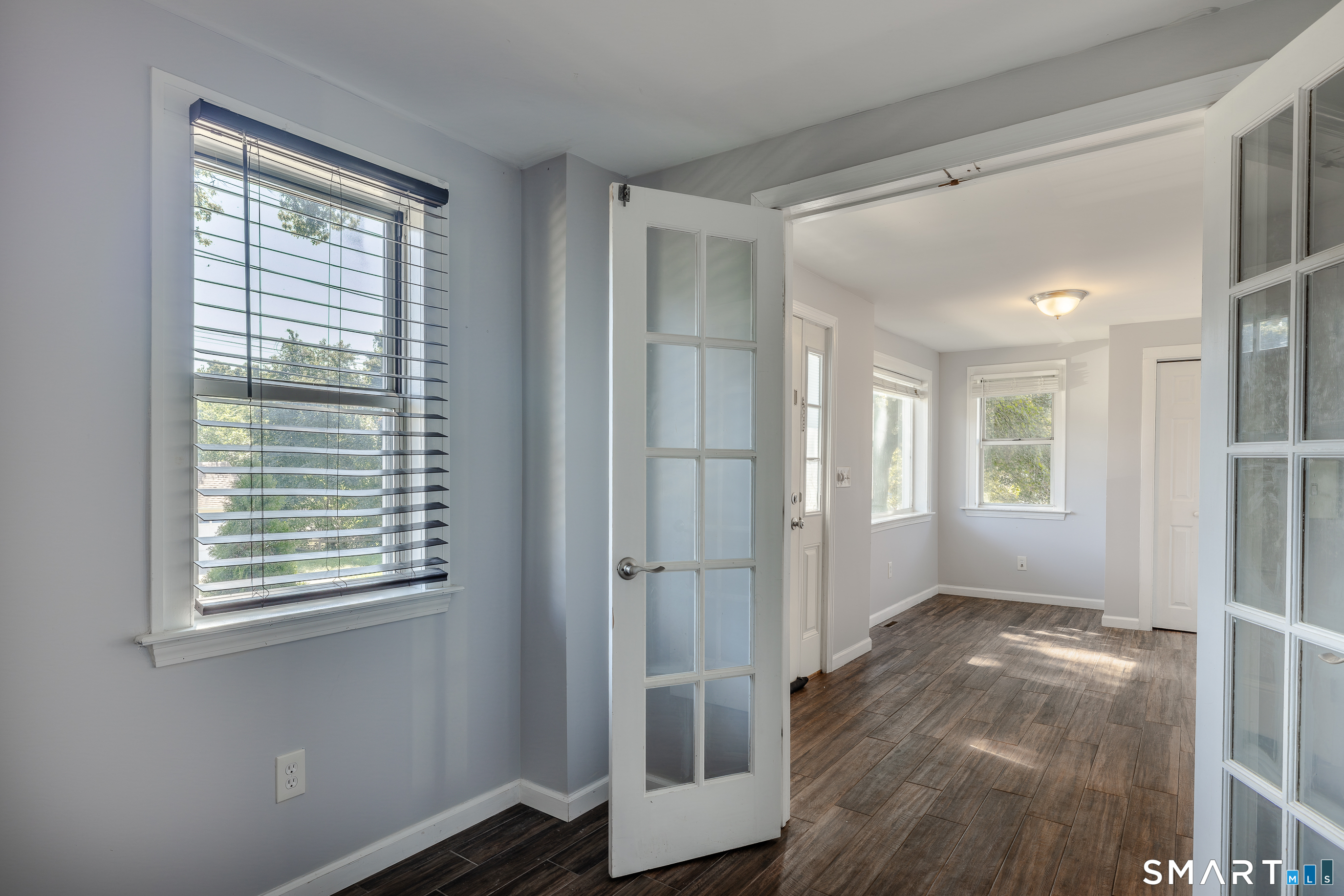 380 Rockwell Avenue Property Photo 6