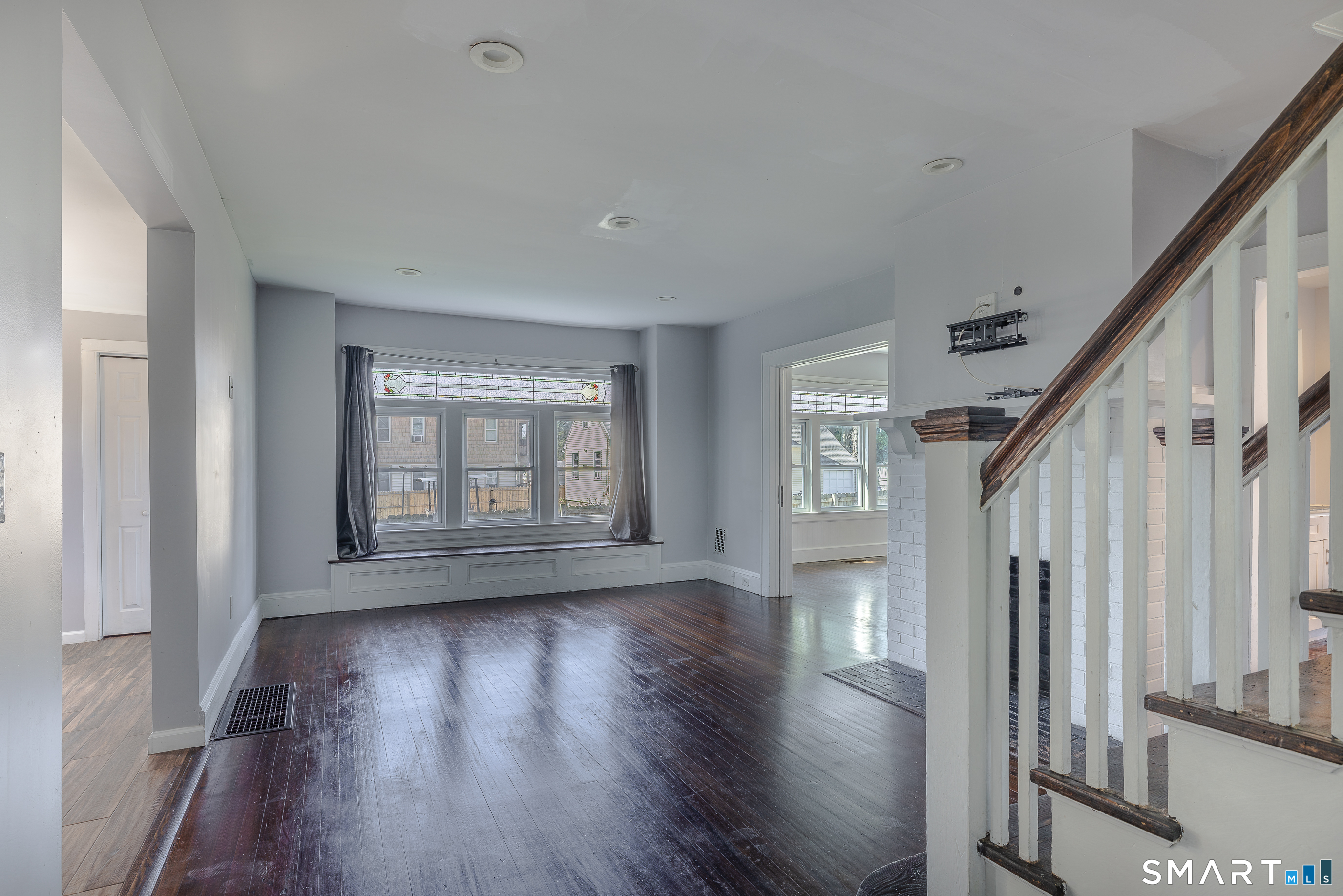 380 Rockwell Avenue Property Photo 7