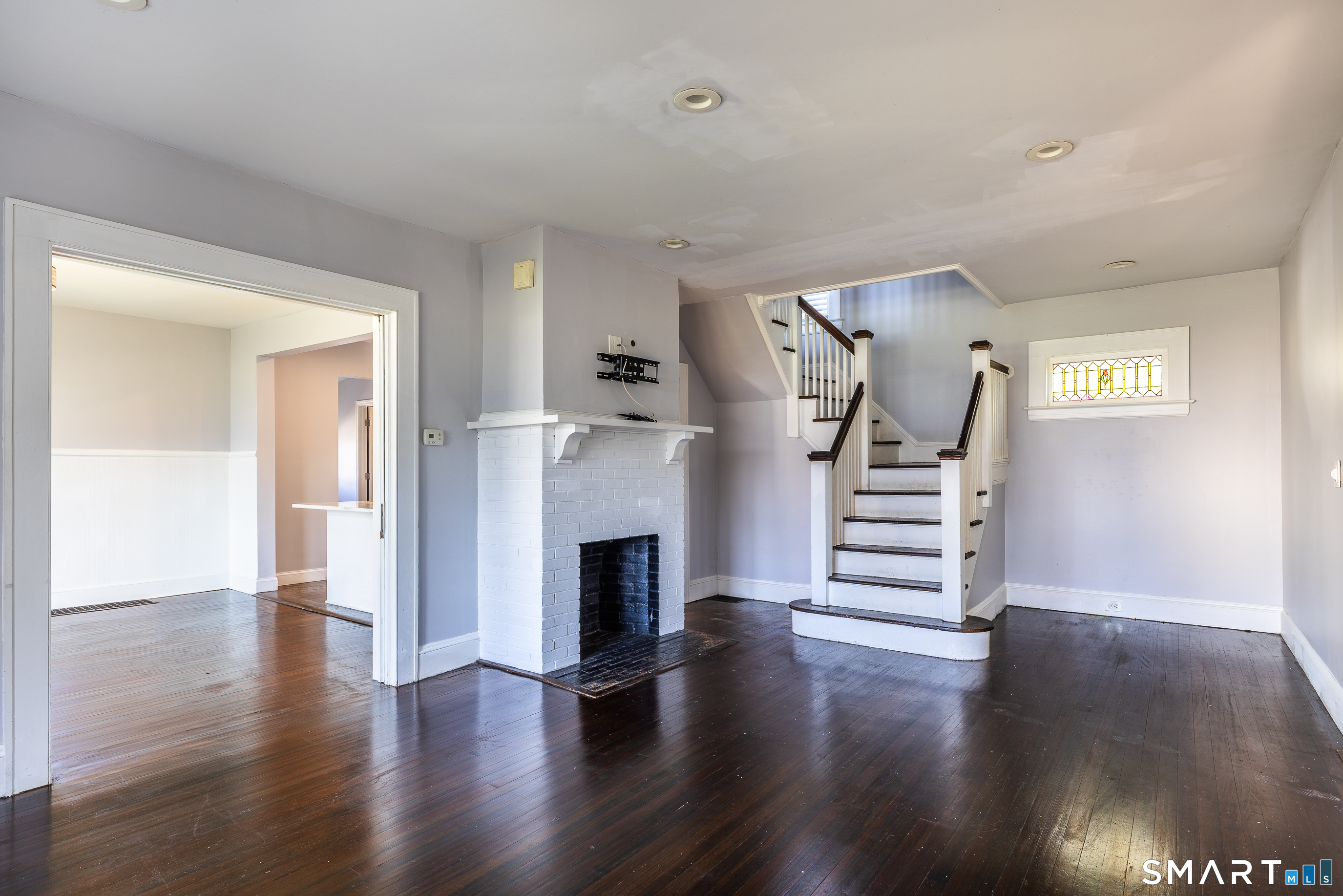 380 Rockwell Avenue Property Photo 8