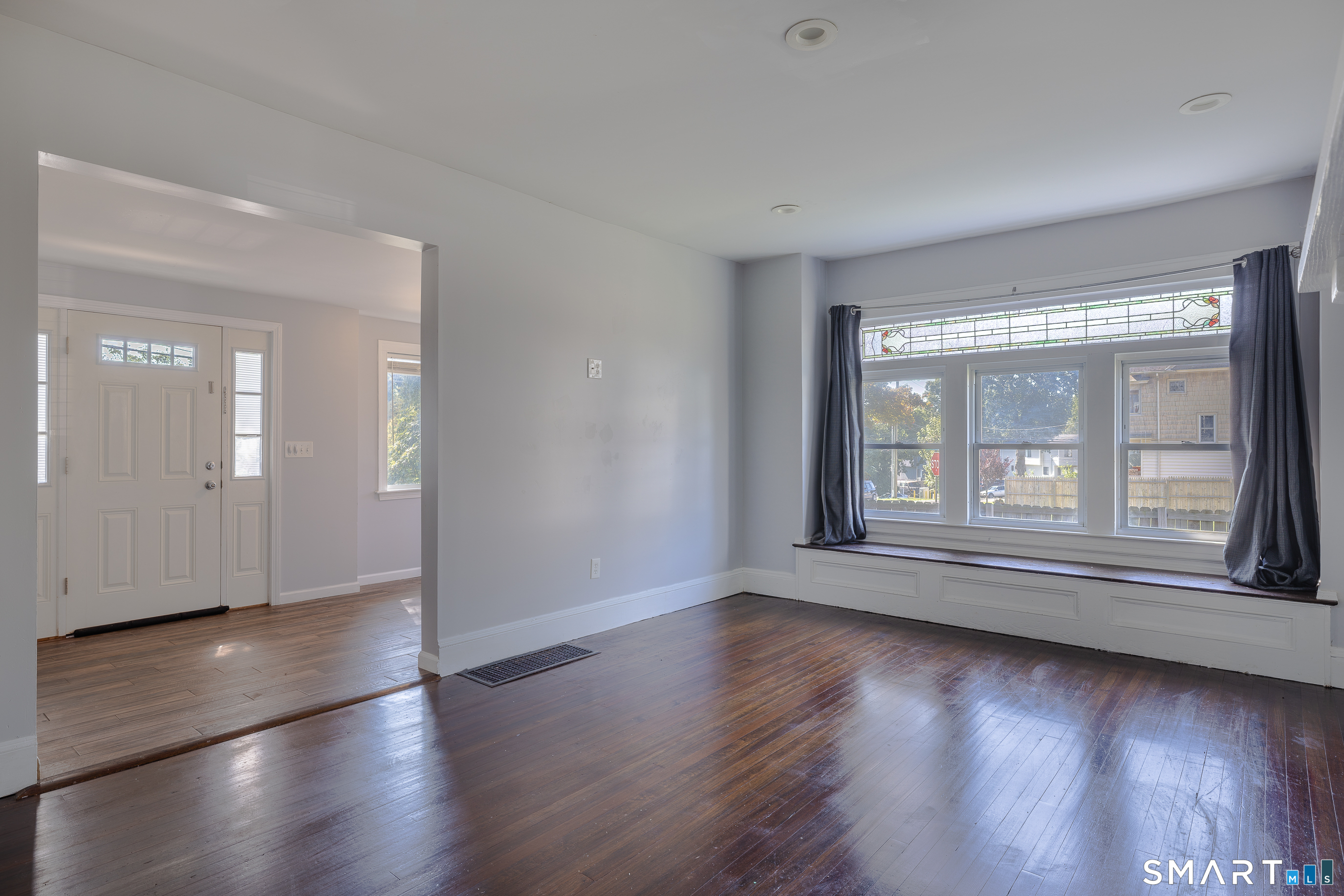 380 Rockwell Avenue Property Photo 9