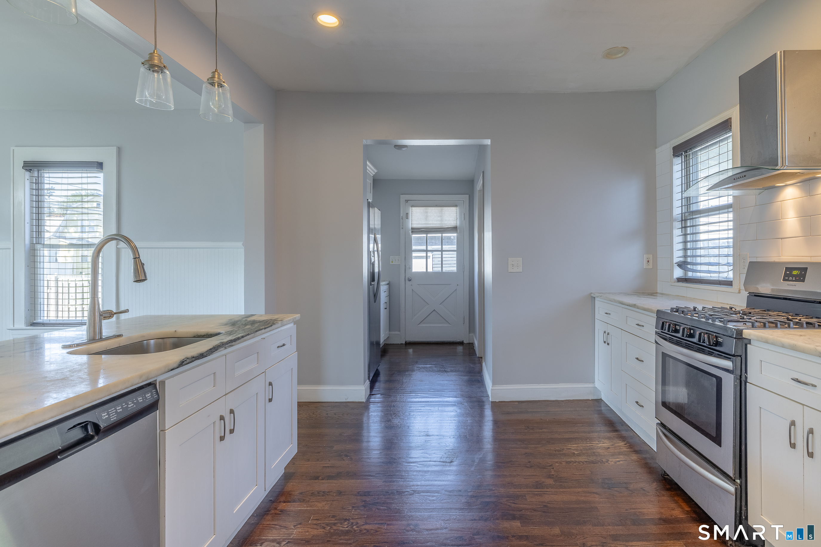 380 Rockwell Avenue Property Photo 13