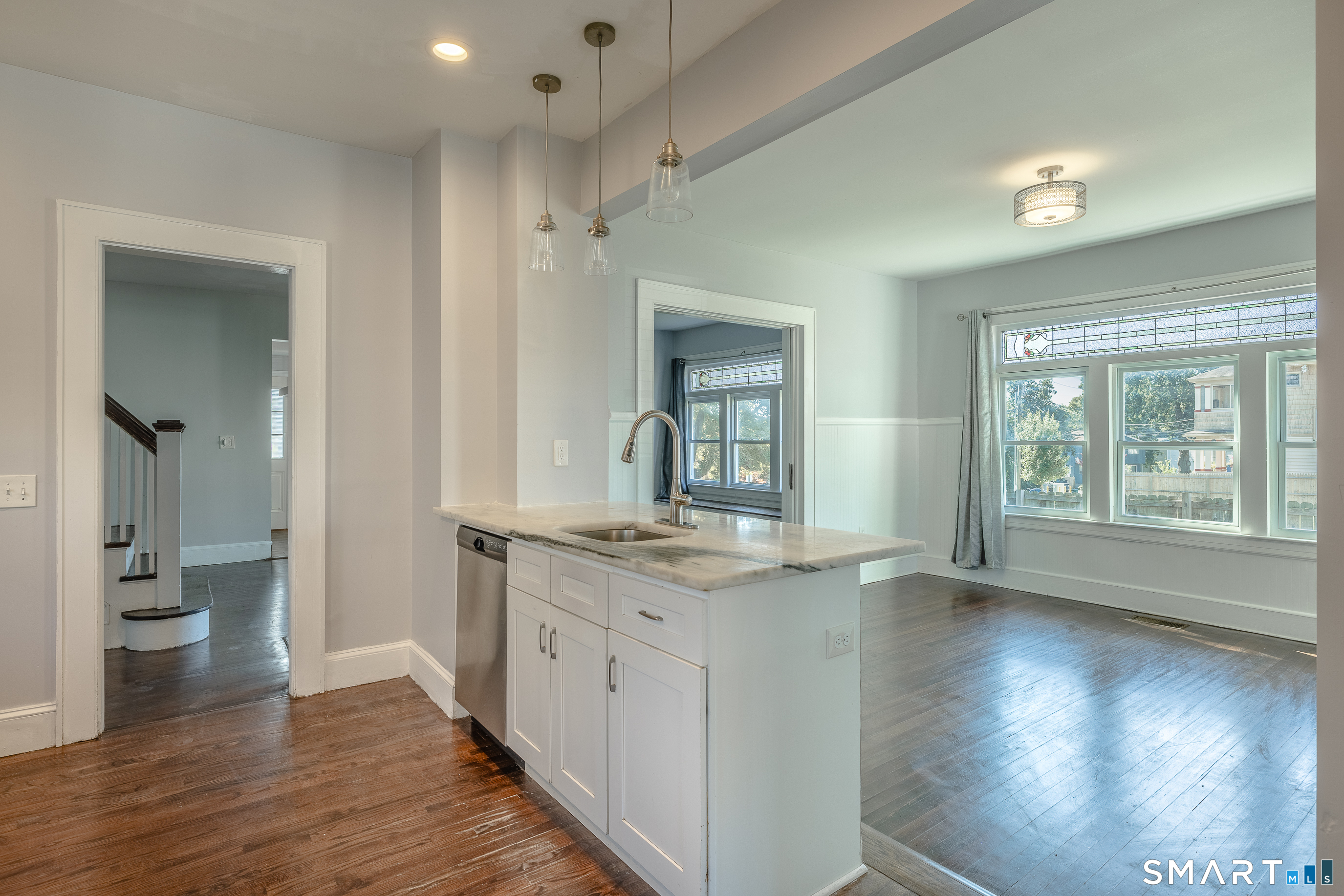 380 Rockwell Avenue Property Photo 15