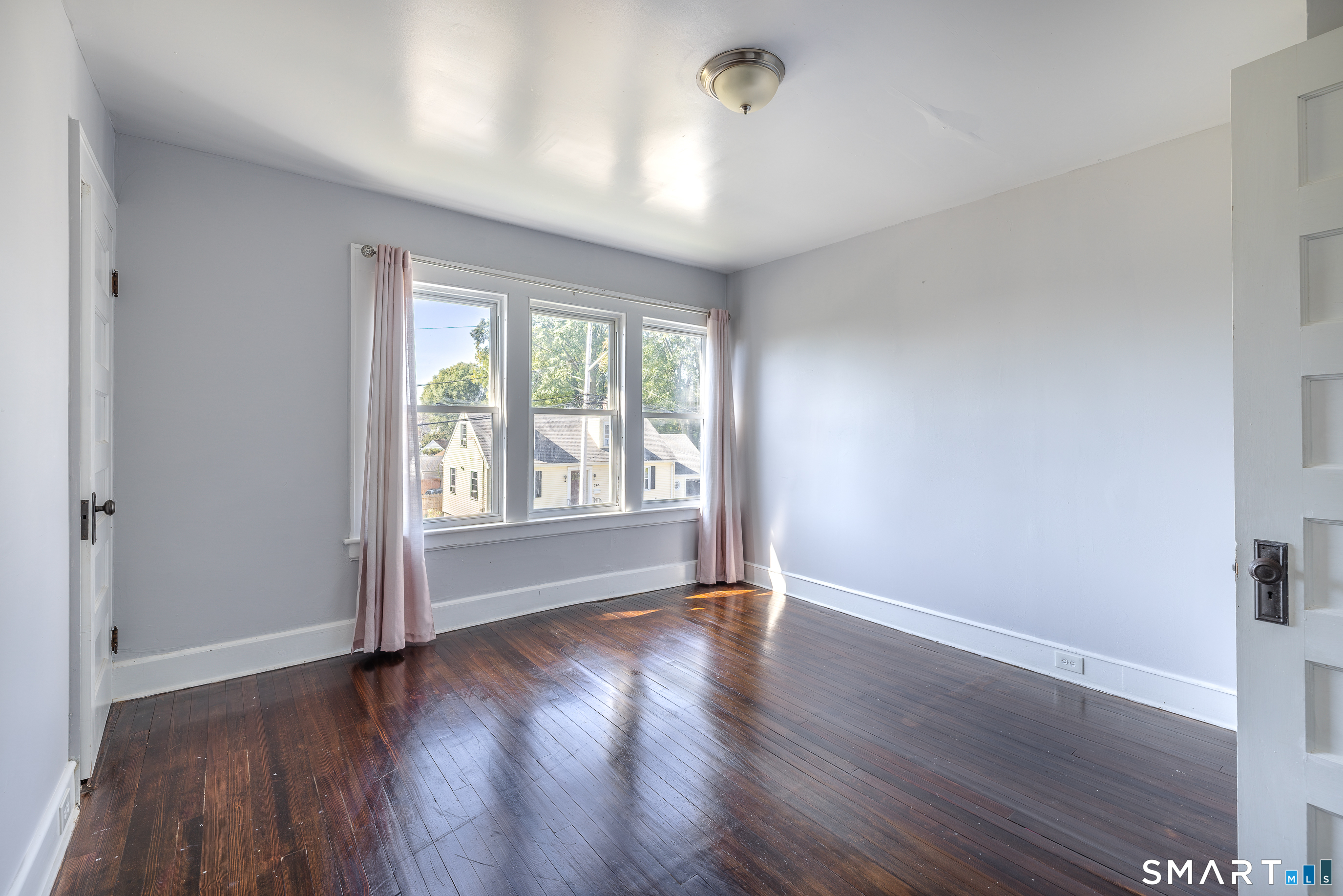 380 Rockwell Avenue Property Photo 19