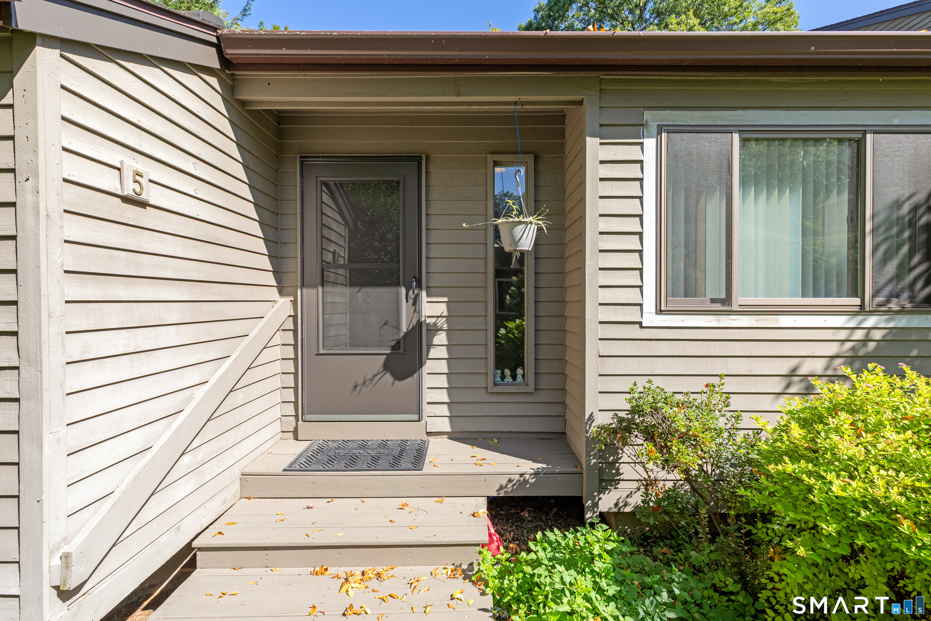5 Alder 84a Court Property Photo 1