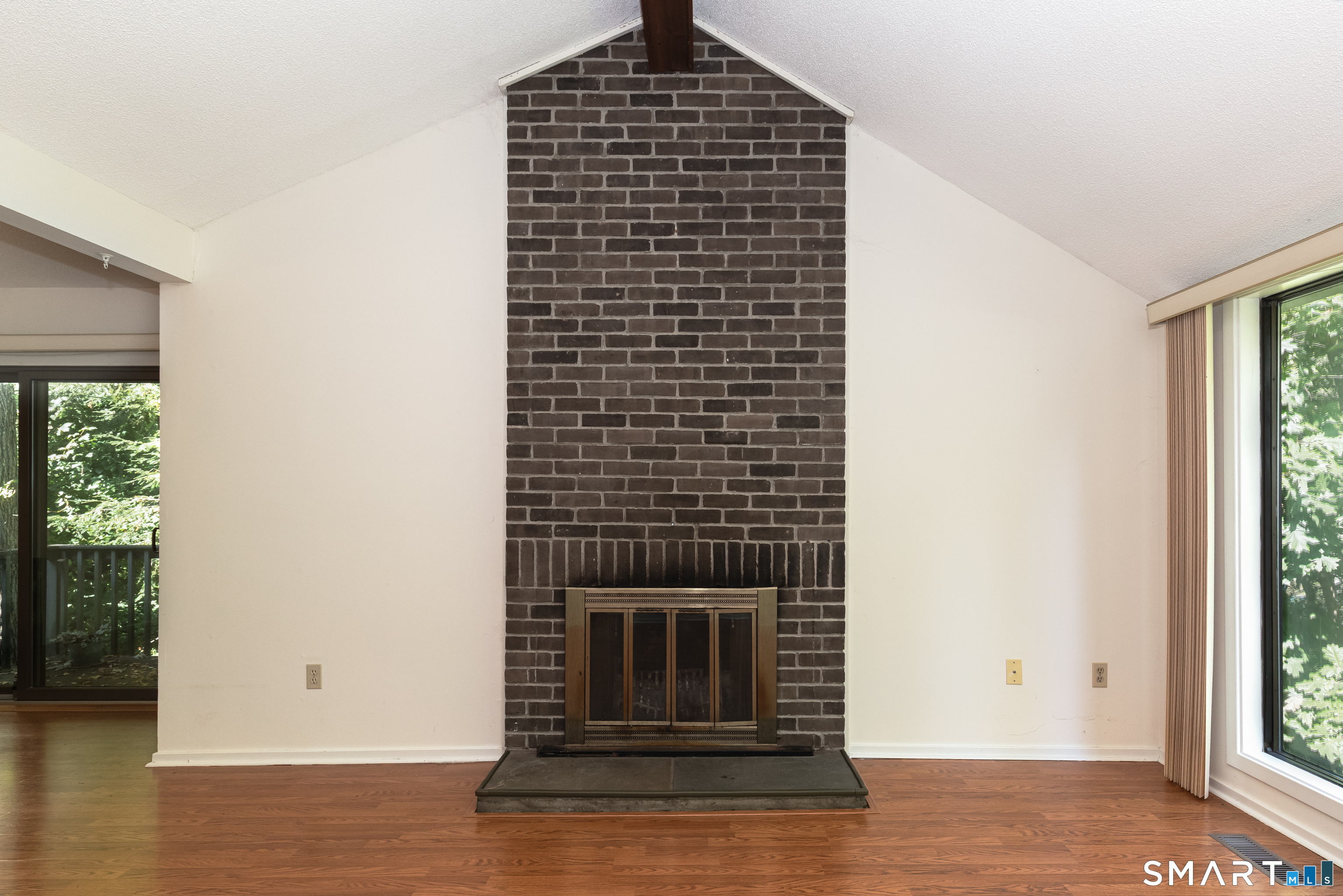 5 Alder 84a Court Property Photo 7