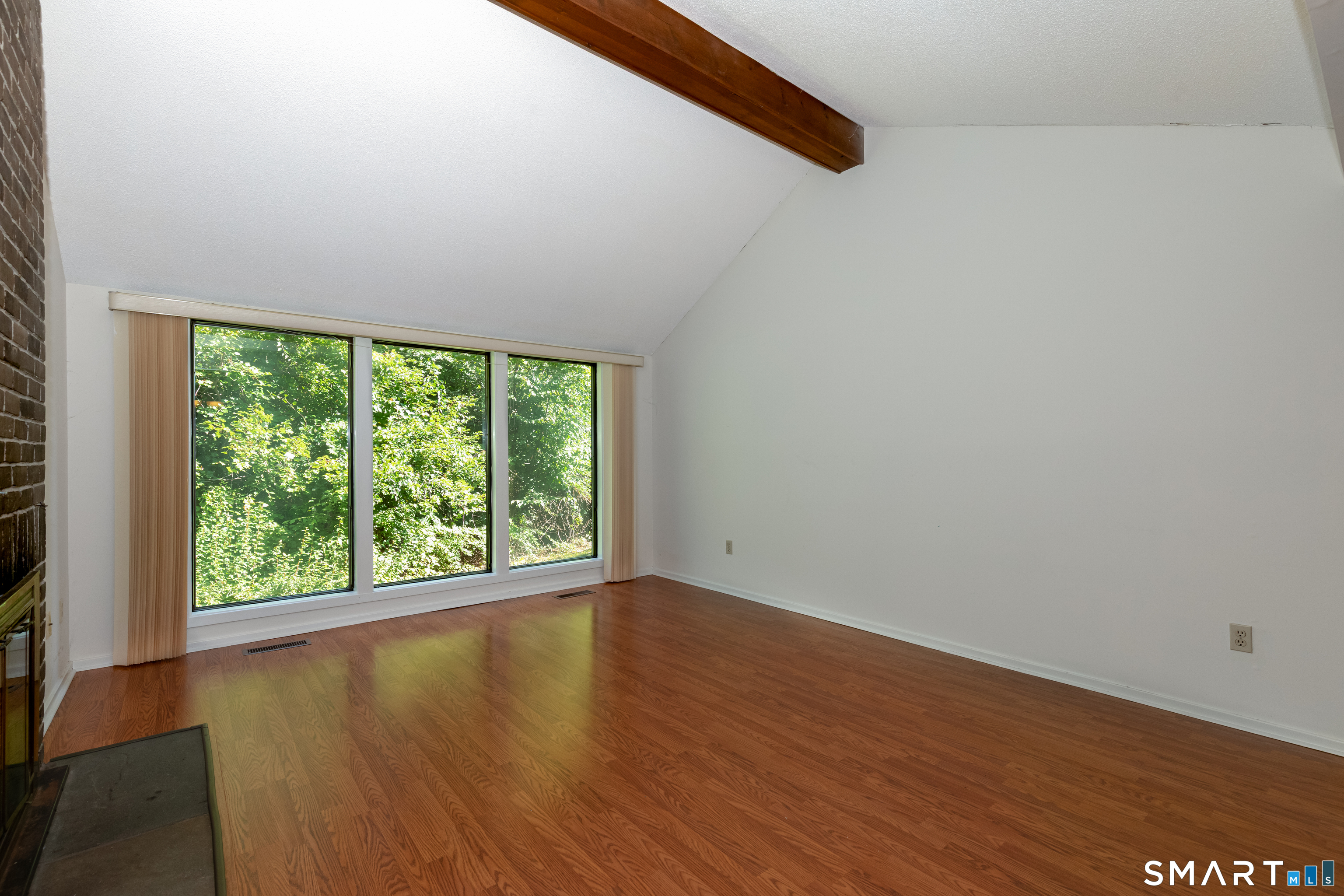5 Alder 84a Court Property Photo 8