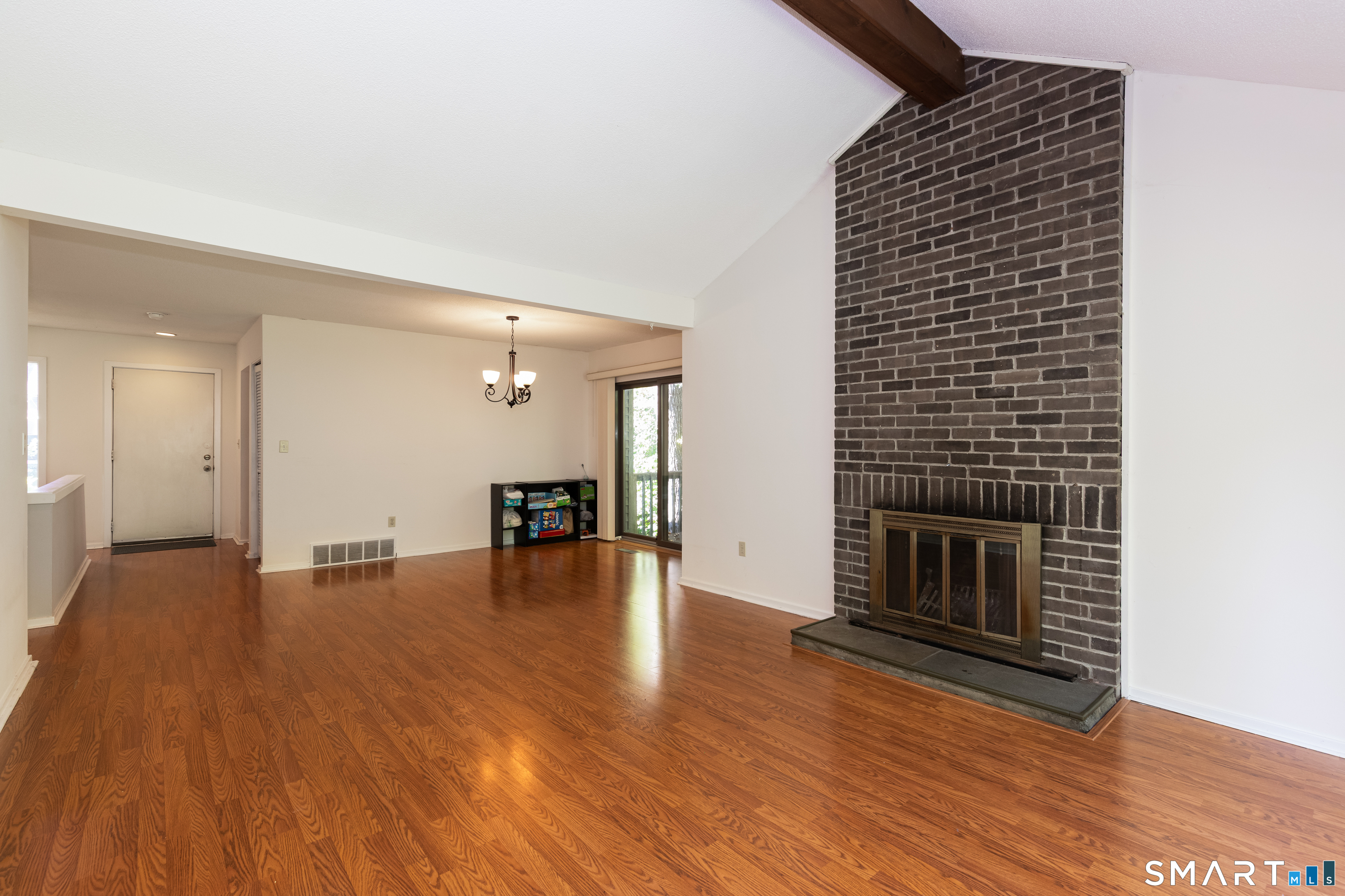 5 Alder 84a Court Property Photo 10