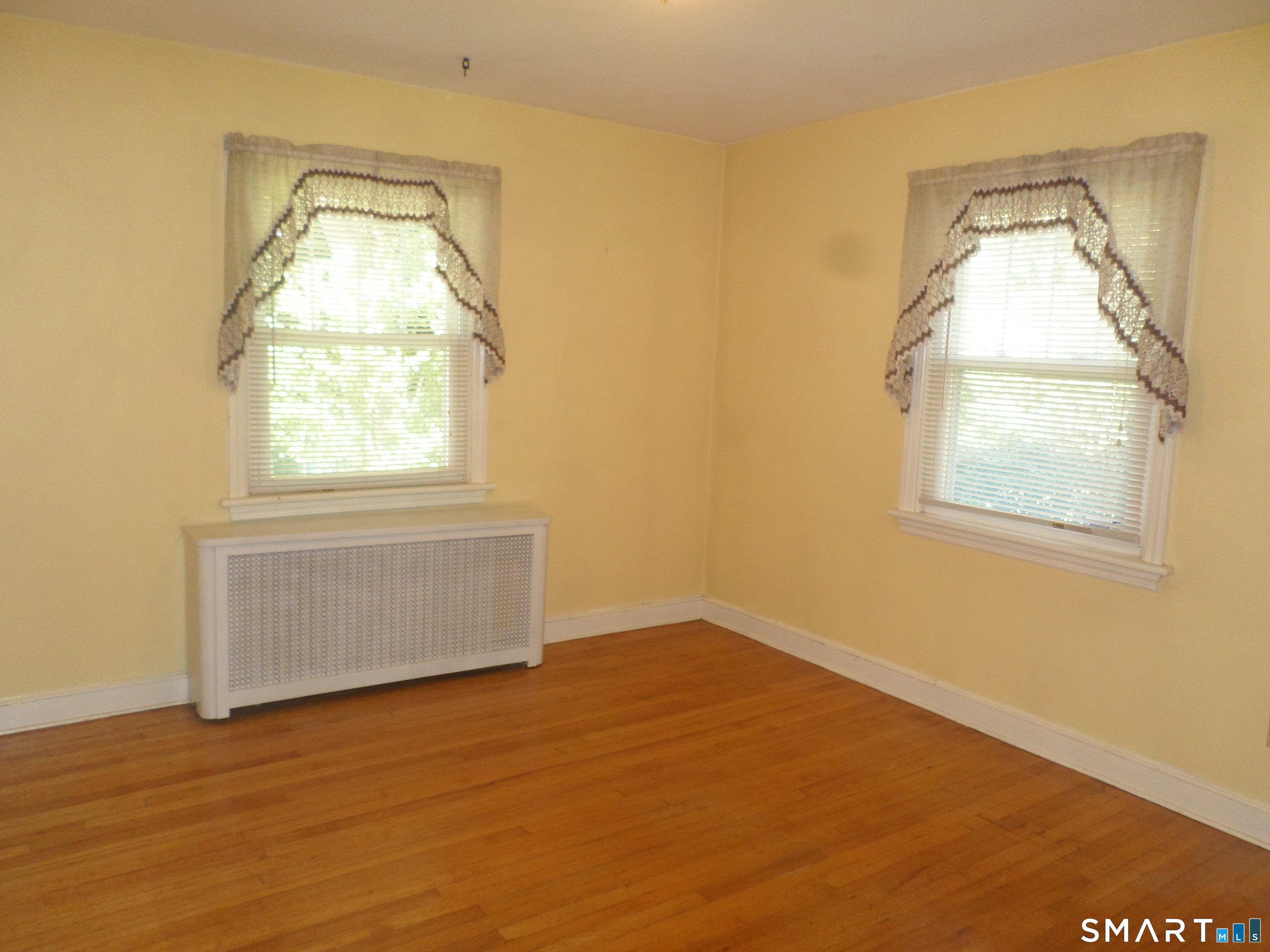 200 Highland Avenue Property Photo 9